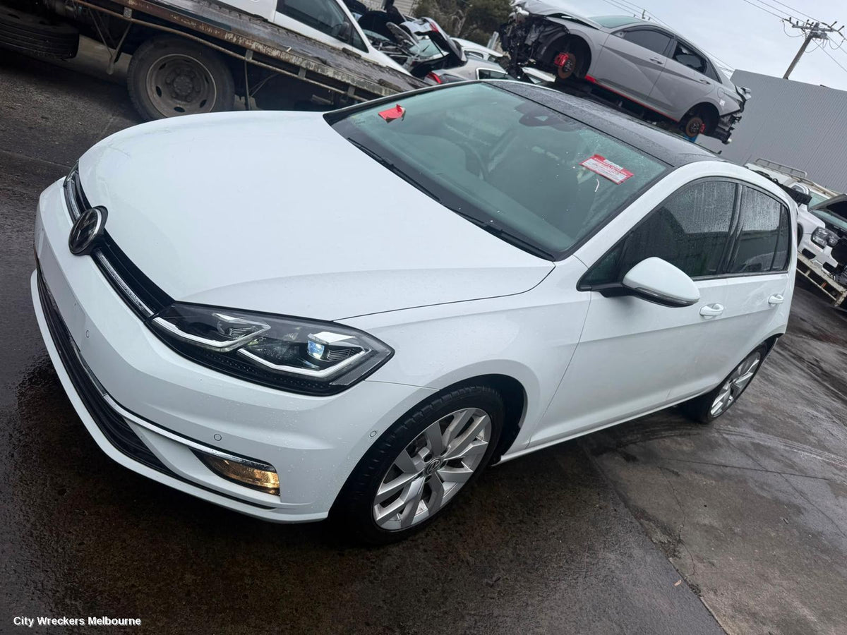 VOLKSWAGEN GOLF LEFT REAR DOOR/SLIDING, GEN 7, HATCH, 11/2012 - 08/2020 - Image 2
