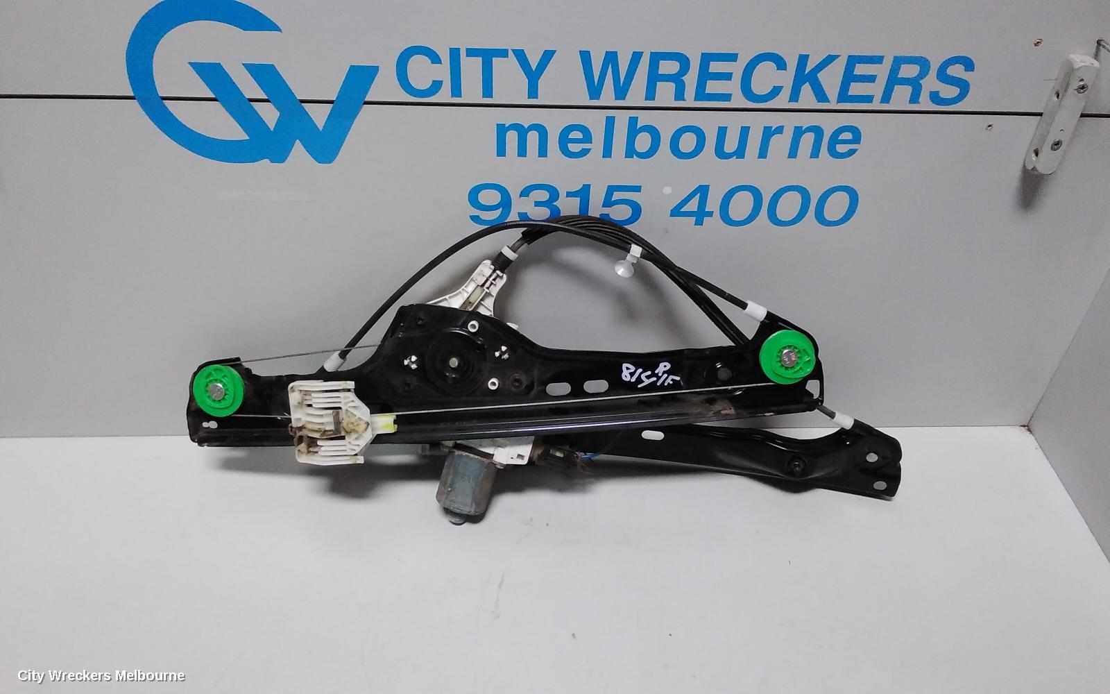 BMW 3 SERIES RIGHT FRONT WINDOW REG/MOTOR, E90, SEDAN, 03/2005 - 01/2012 - Image 2