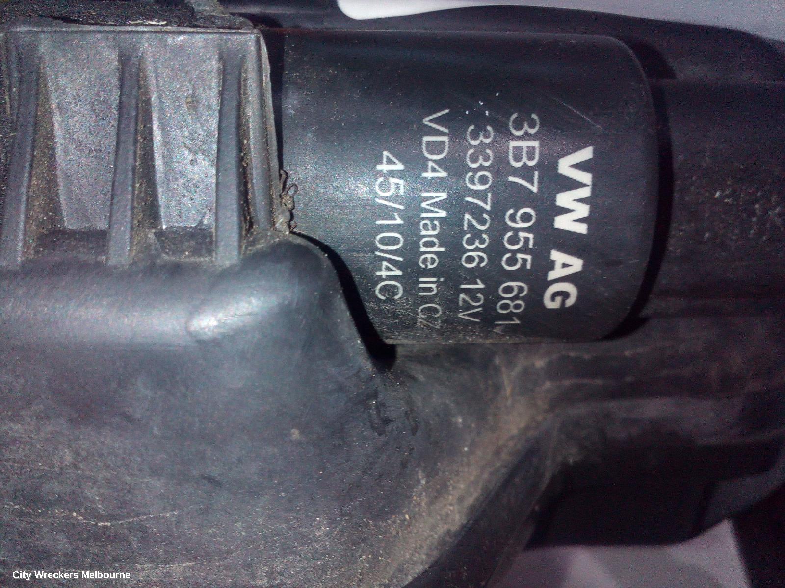 AUDI Q5 WASHER BOTTLE, 8R, W/ XENON TYPE, 03/2009 - 01/2017 - Image 3