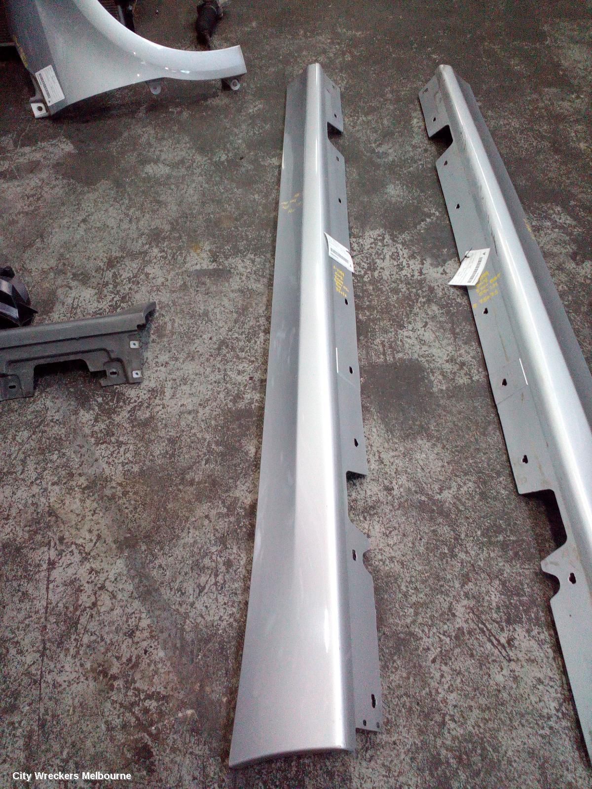 BMW 3 SERIES SIDE STEP/SKIRT, E90, SEDAN, RH SIDE, STANDARD, 03/2005 - 09/2008 - Image 1