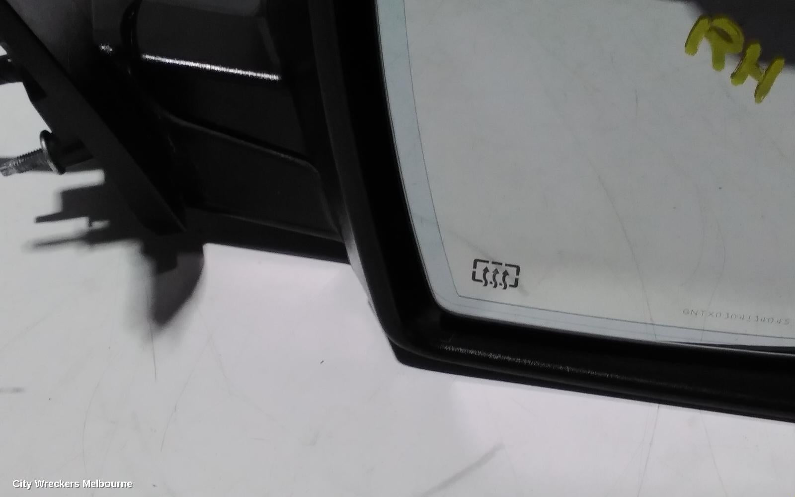CHRYSLER 300C RIGHT DOOR MIRROR, LX, COLOUR CODED, 12/2011 - 12/2021 - Image 3