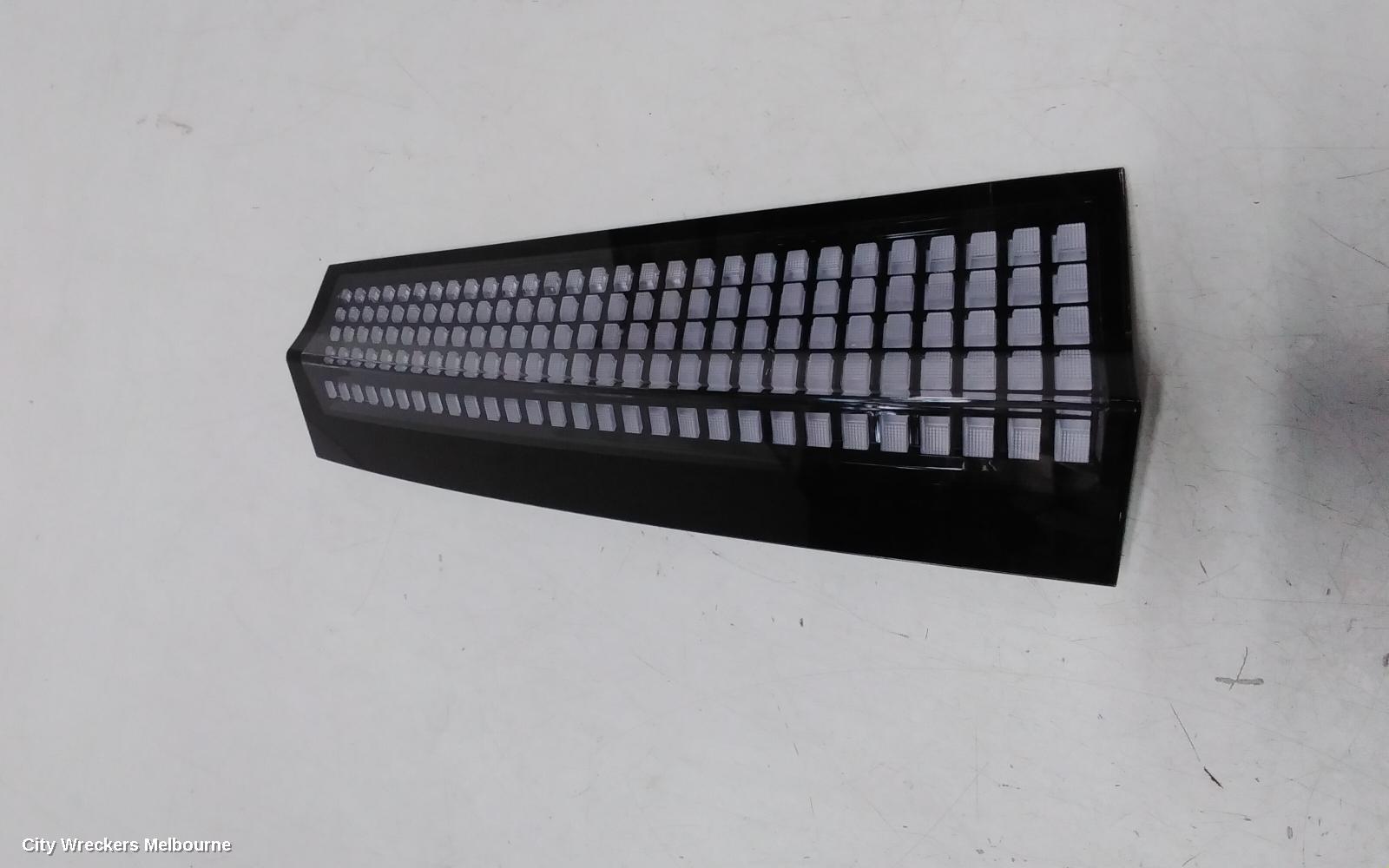 HYUNDAI STARIA REAR GARNISH, TAILGATE LAMP (LH SIDE), W/ LED TYPE, US4, 04/2021 ONWARDS - Image 2