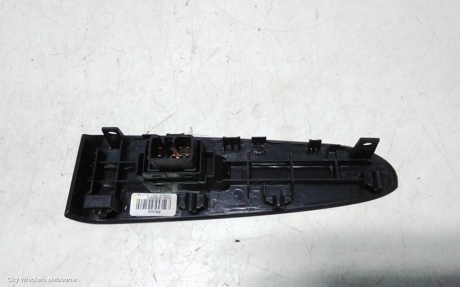 KIA SPORTAGE PWR DR WIND SWITCH, LH REAR/RH REAR, NON HEATED SEAT BUTTON TYPE, SL, 06/2013 - 10/2015 - Image 3
