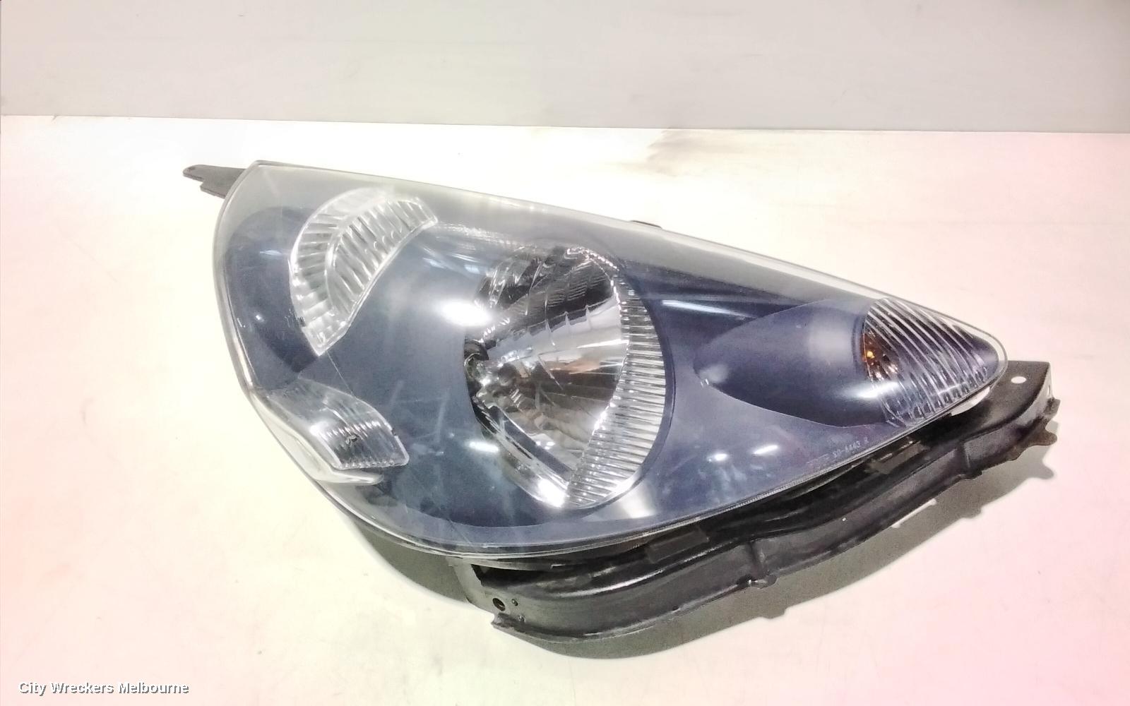 HONDA JAZZ RIGHT HEADLAMP, GD, 1.5 ENG, BLACK INNER, CHROME INSERT TYPE, MANUAL ADJ, LENS# 4944, 10/2004 - 09/2008 - Image 3