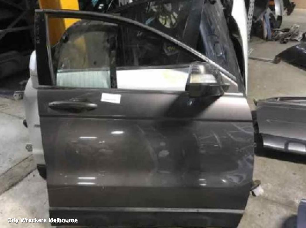 HONDA CRV RIGHT FRONT DOOR, RE, 03/2007 - 10/2012 - Image 1