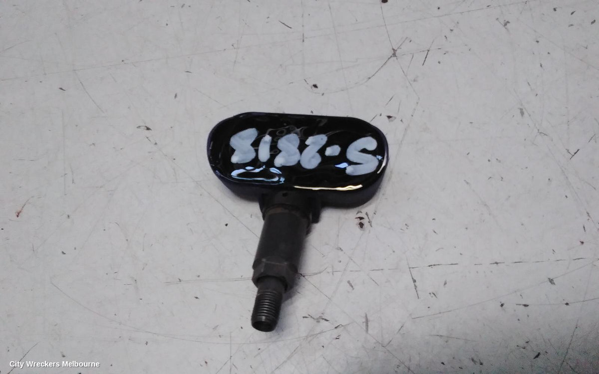 TESLA MODEL Y, 1ST GEN, 03/2022 ONWARDS, 20098-1472547G  TYRE PRESSURE SENSOR: 151643 - Image 2