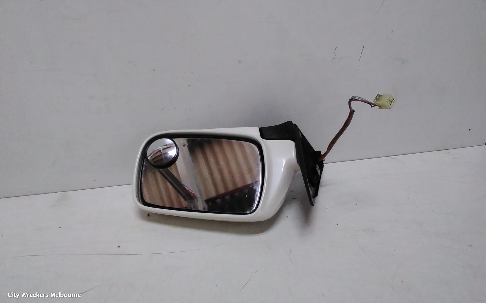 SUBARU OUTBACK RIGHT DOOR MIRROR - Image 2