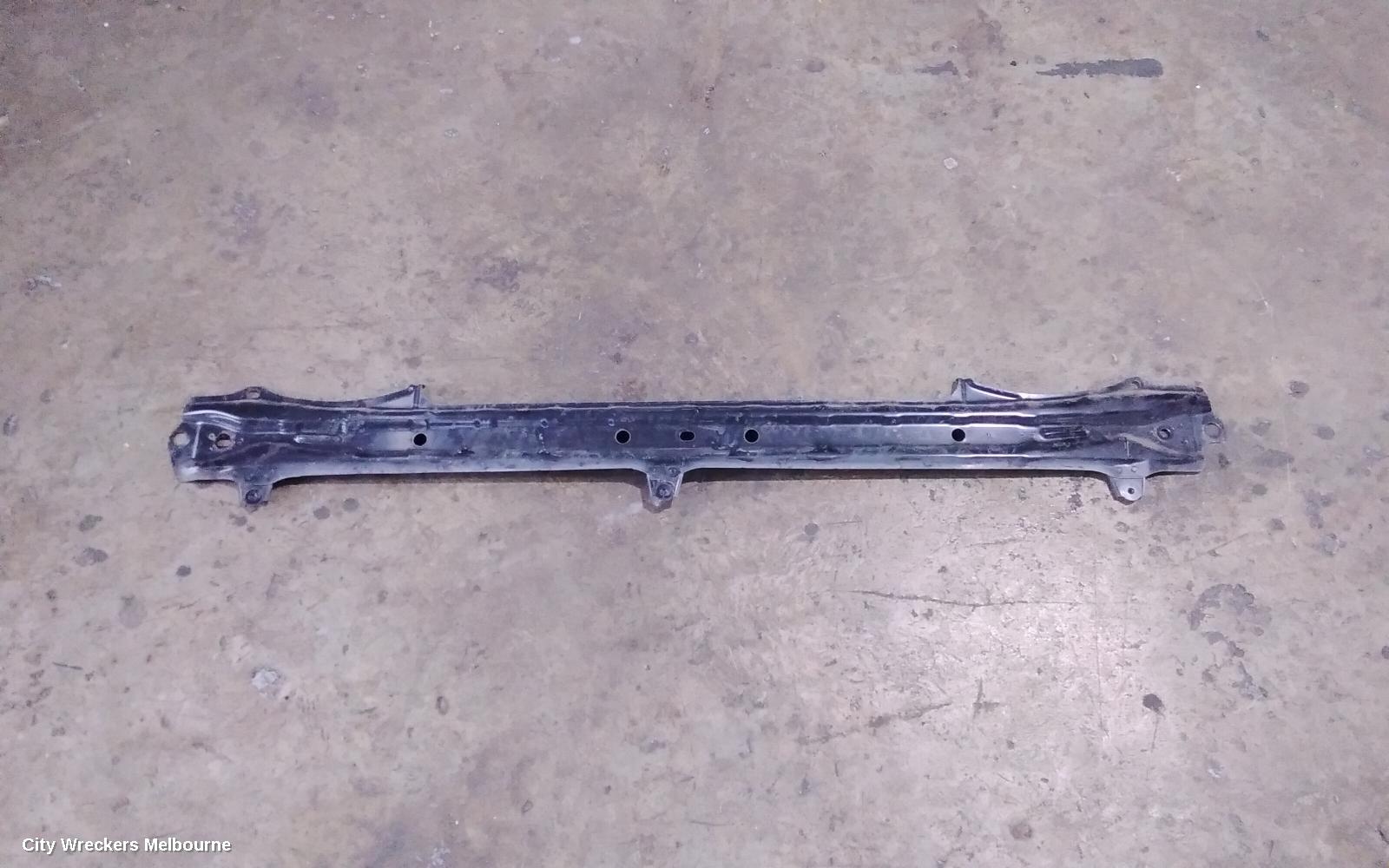 TOYOTA HIACE F/BAR REINFORC/BRACK, UPPER REINFORCEMENT, TRH/KDH, SLWB, 03/2005 - 03/2014 - Image 1