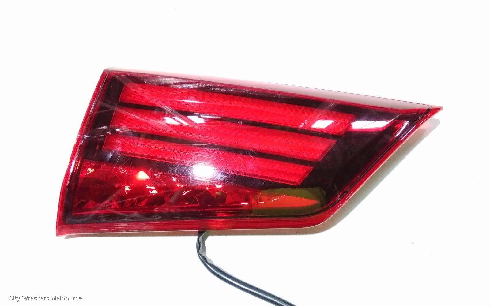 MITSUBISHI OUTLANDER REAR GARNISH, TAILGATE LAMP (LH SIDE), ZK-ZL, 04/2015 - 07/2021 - Image 2