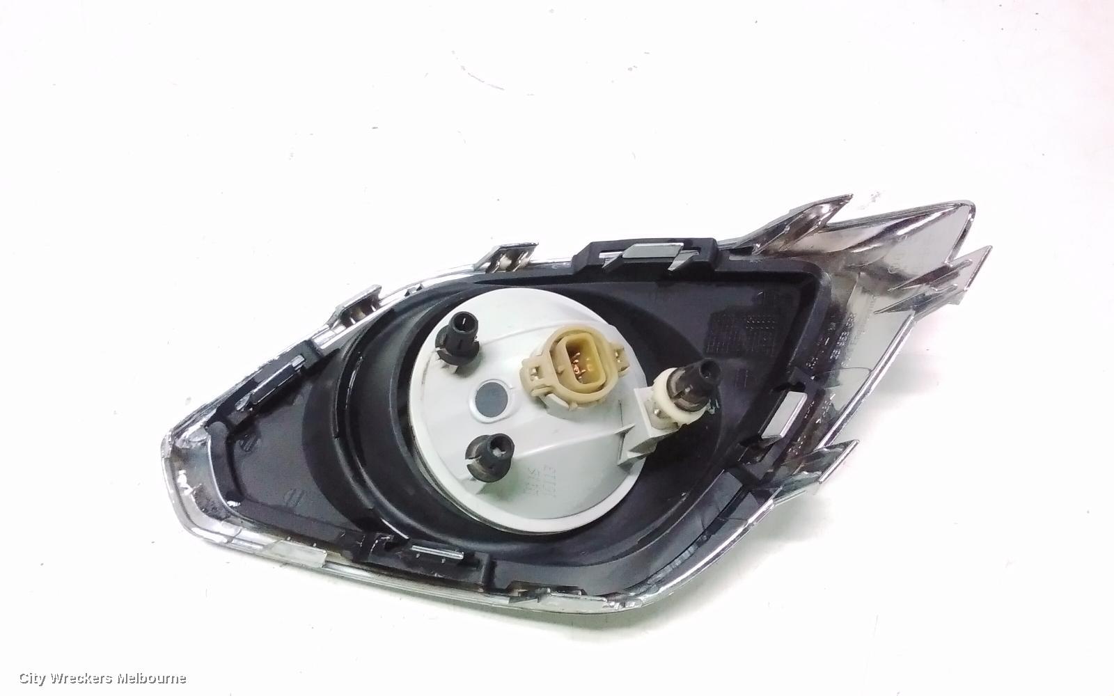 HOLDEN CAPTIVA RIGHT INDICATOR/FOG/SIDE, BUMPER FOGLAMP CHROME SURROUND, CG, 09/2006 - 09/2015 - Image 3