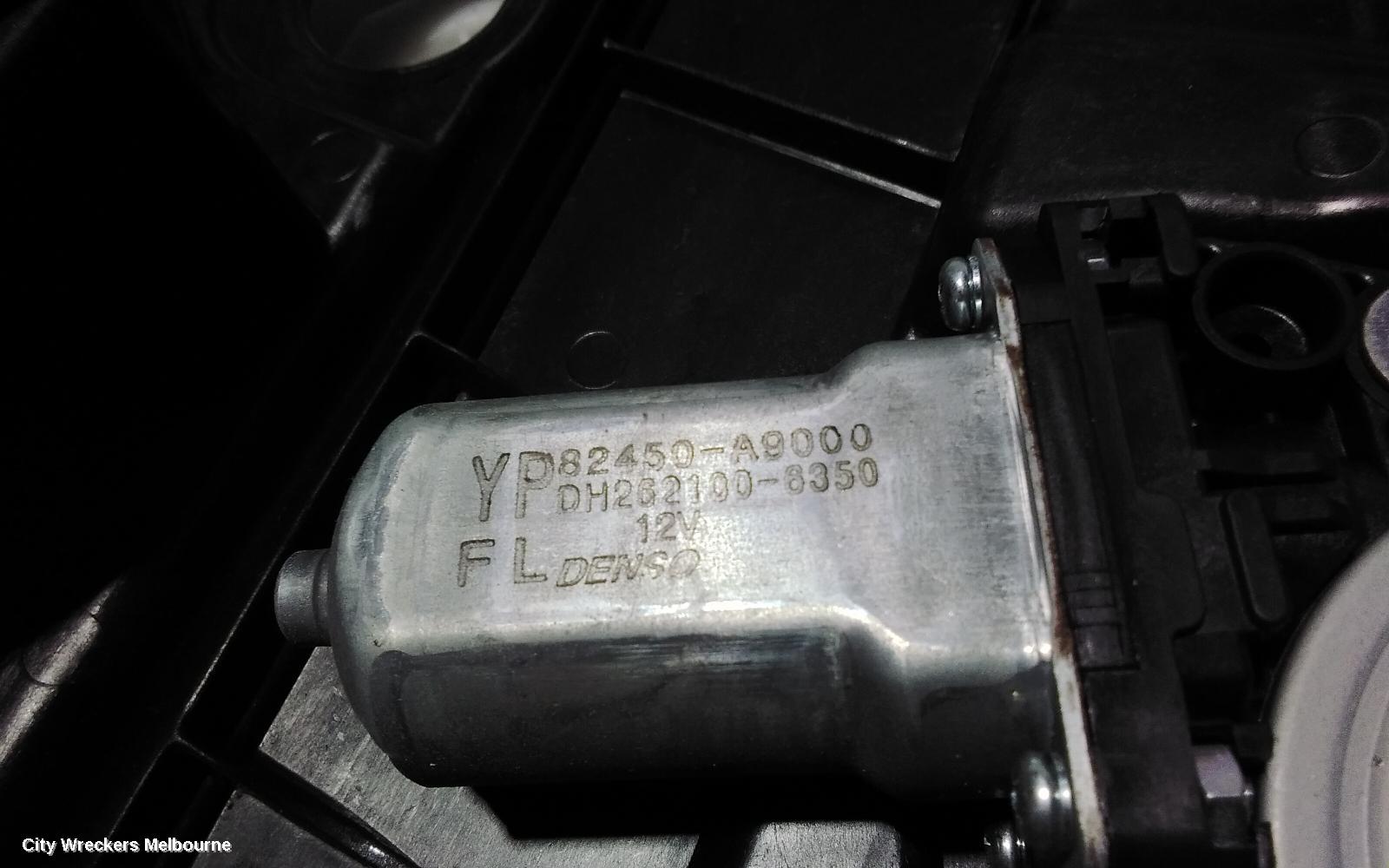 KIA CARNIVAL/GRAND CARNIVAL LEFT FRONT WINDOW REG/MOTOR, YP, 02/2015 - 10/2020 - Image 3