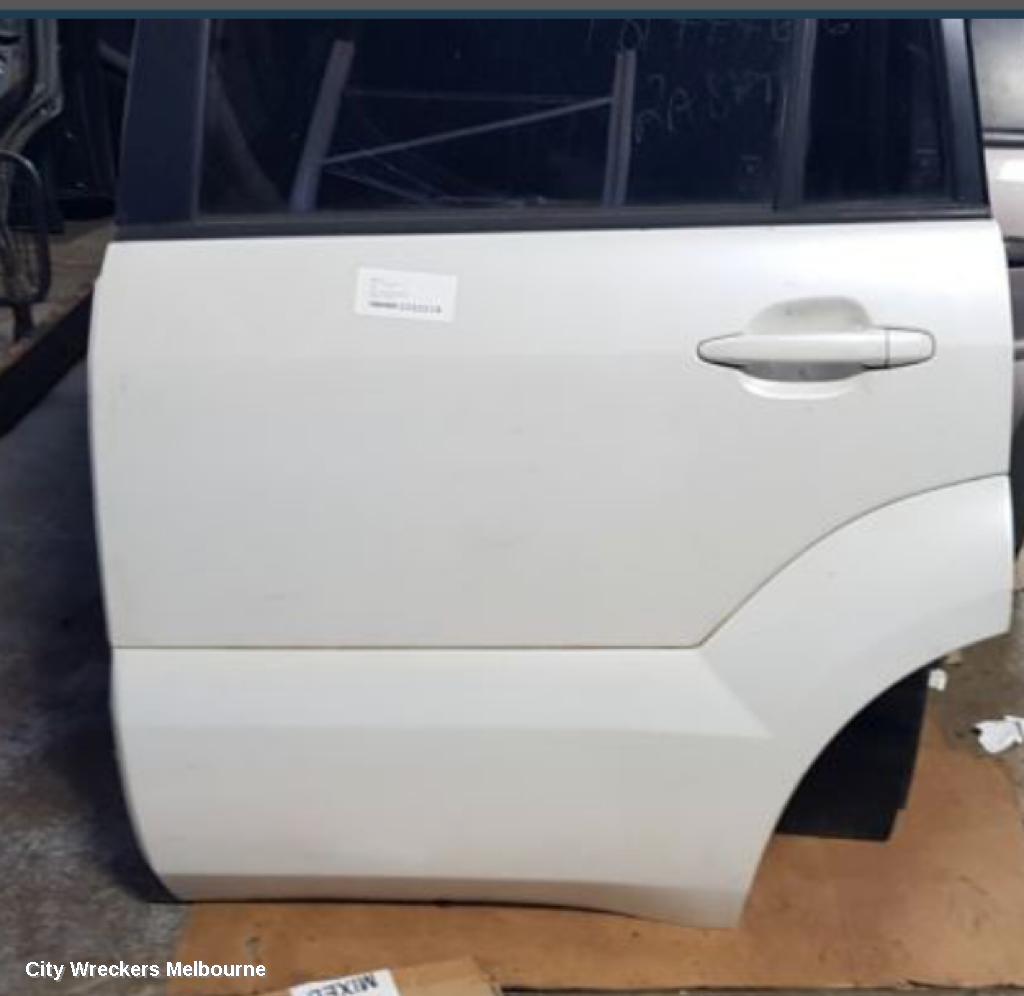 TOYOTA PRADO LEFT REAR DOOR/SLIDING, 120 SERIES, FLARED TYPE, 02/2003 - 10/2009 - Image 2