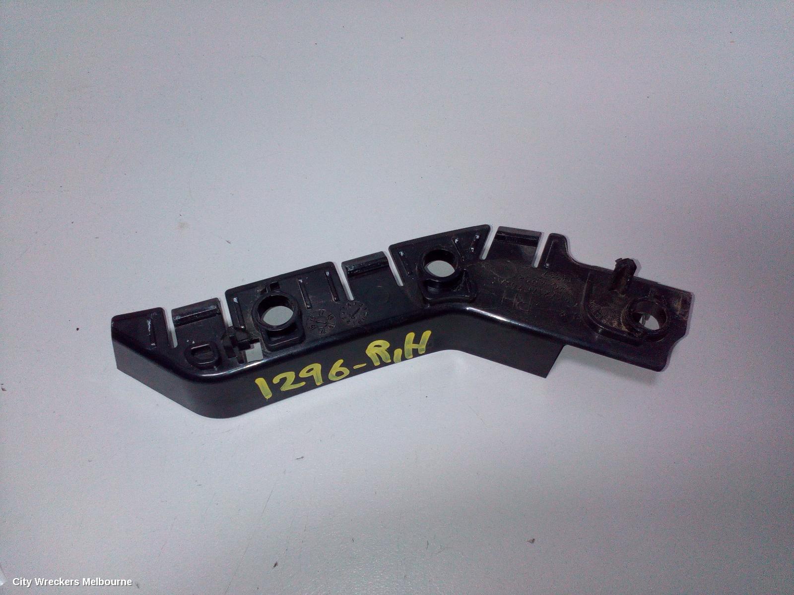 LAND ROVER DISCOVERY SPORT, L550, 01/2015 ONWARDS, BAR SLIDE RHF: 64275 - Image 1