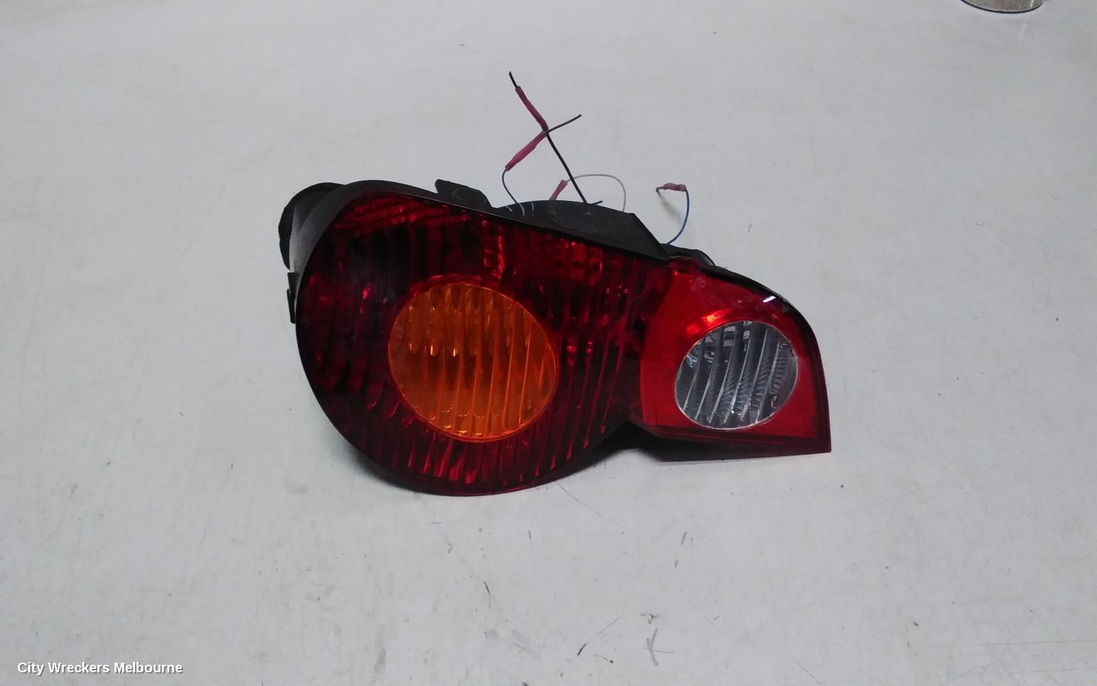 BMW Z4 LEFT TAILLIGHT, E85, CABRIO, AMBER INDICATOR TYPE, 08/2003 - 01/2006 - Image 1