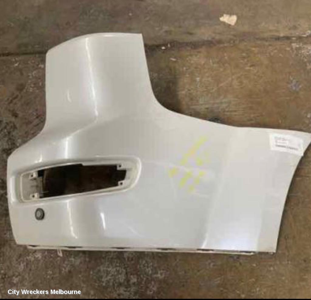 MITSUBISHI OUTLANDER REAR BUMPER, ZH, BUMPER END, RH SIDE, 09/2009 - 10/2012 - Image 1