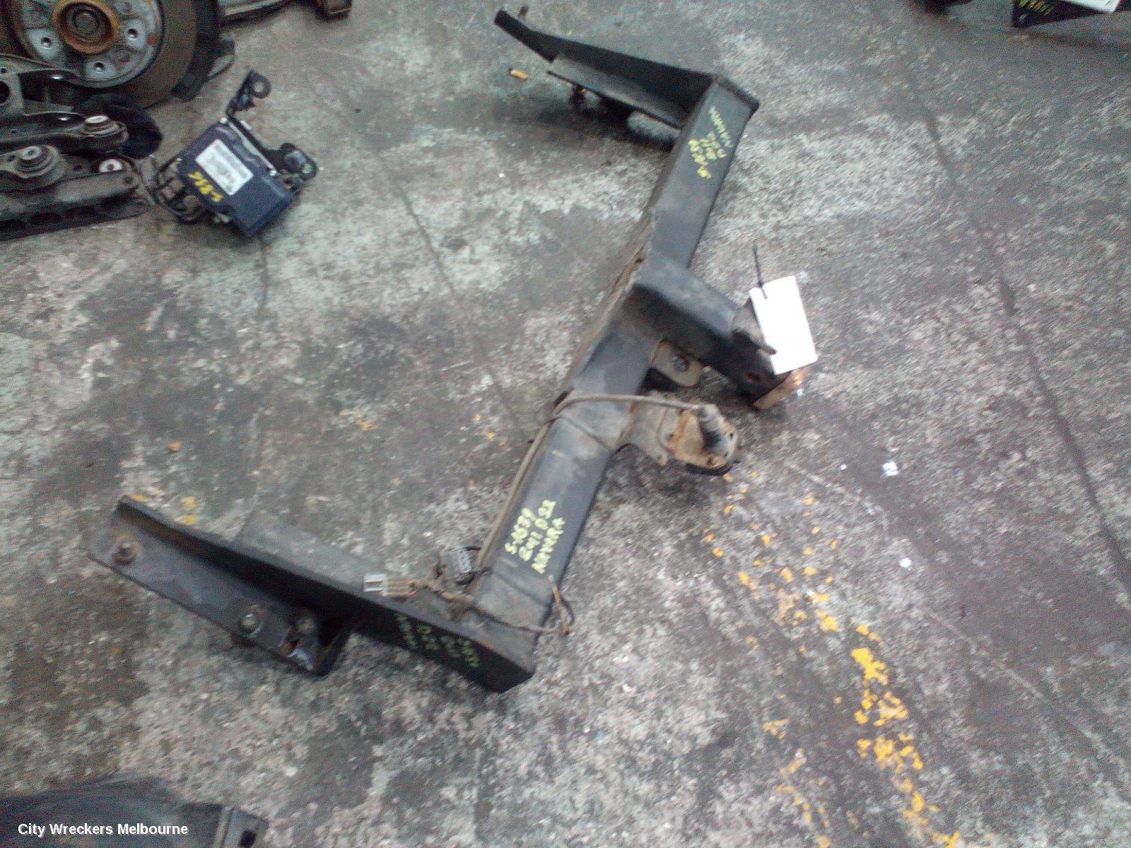 NISSAN NAVARA TOWBAR, D22, DUAL CAB, 4WD, NON STEP REAR BAR TYPE, 12/2008 - 08/2015 - Image 2