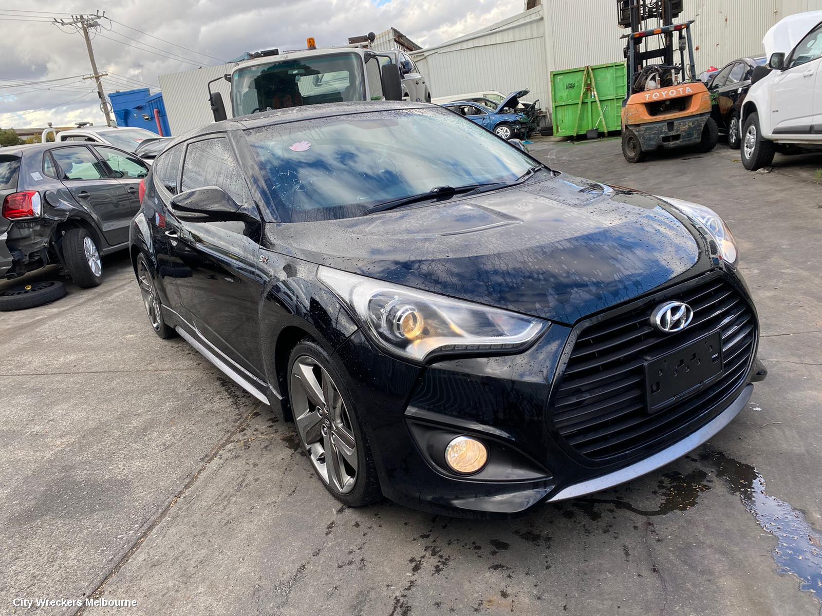 HYUNDAI VELOSTER BOOTLID/TAILGATE, TAILGATE, FS, WIPERED, W/ COLOUR CODED SPOILER TYPE, TURBO, 12/2011 - 02/2018 - Image 2