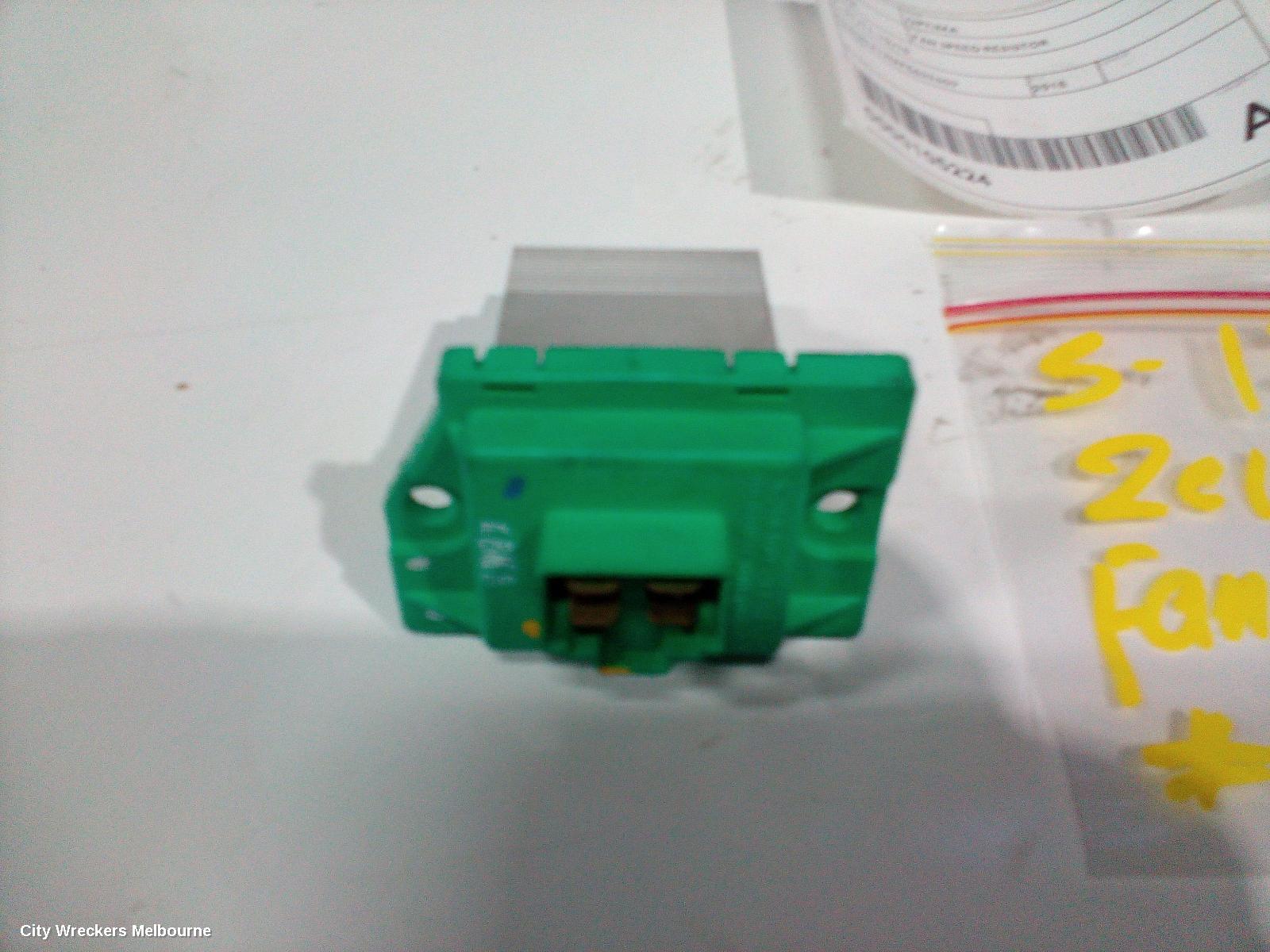 KIA OPTIMA FAN SPEED RESISTOR, TF, 01/2011 - 10/2015 - Image 3