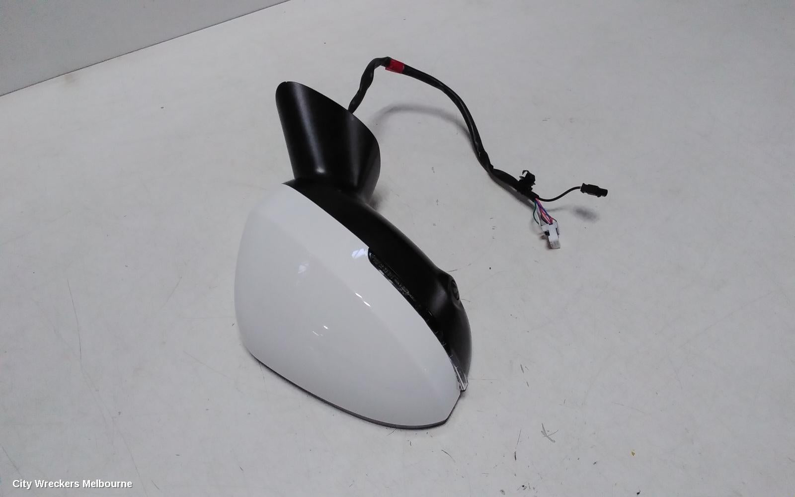 MITSUBISHI OUTLANDER RIGHT DOOR MIRROR, ZM, W/ HEATED, POWER FOLD, NON MEMORY, TILT, FLASHER, CAMERA TYPE, COLOUR CODED, 08/2021 - 04/2025 - Image 3