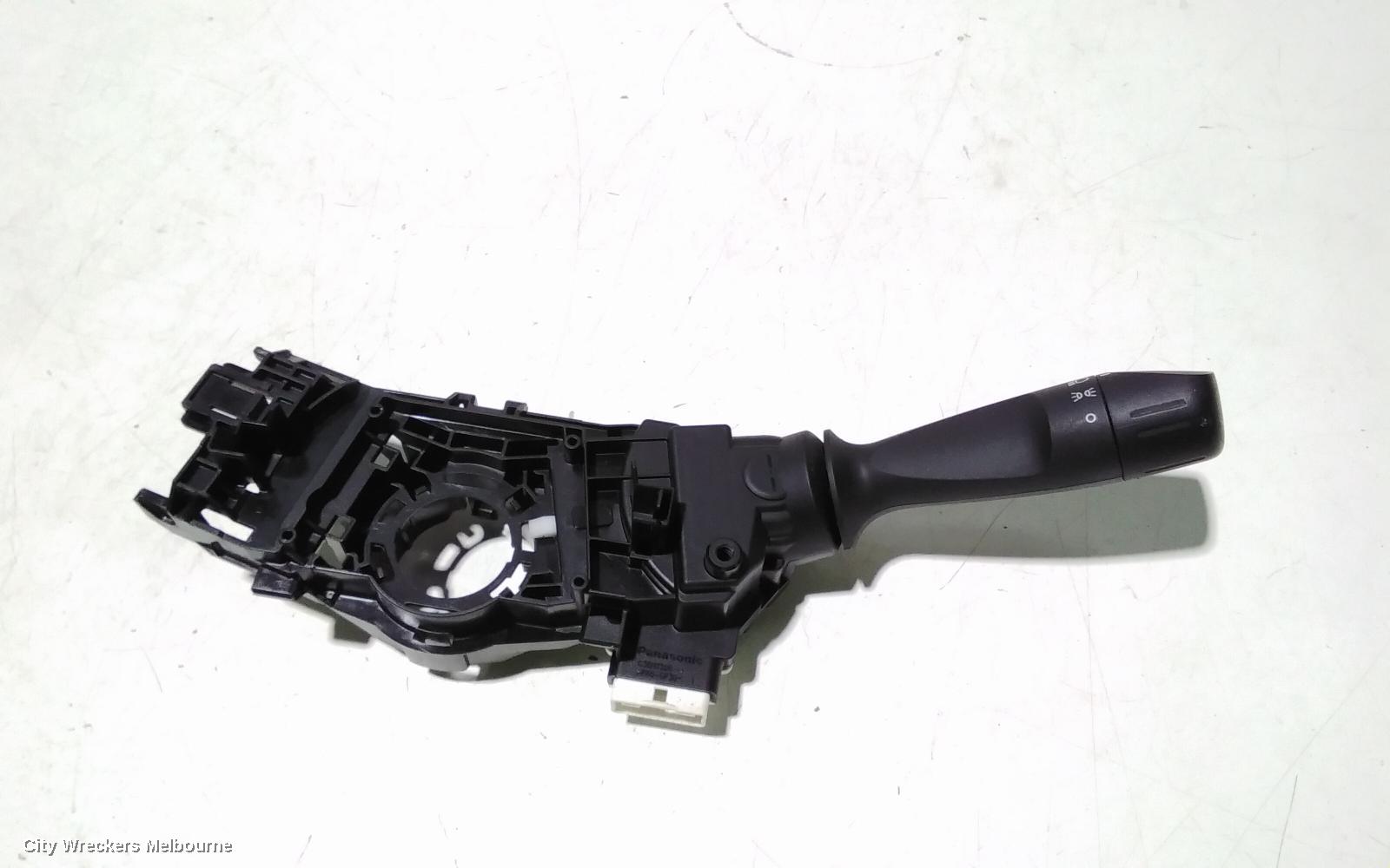 TOYOTA RAV4 COMBINATION SWITCH, FLASHER SWITCH, NON FOGLAMP TYPE, XA40, 12/2012 - 11/2018 - Image 2