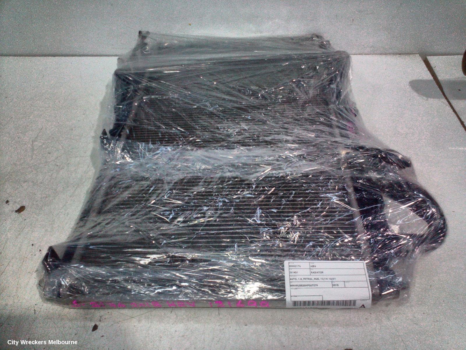 HONDA HRV RADIATOR, AUTO, 1.8, PETROL, RU5, 12/2014 - 10/2021 - Image 1