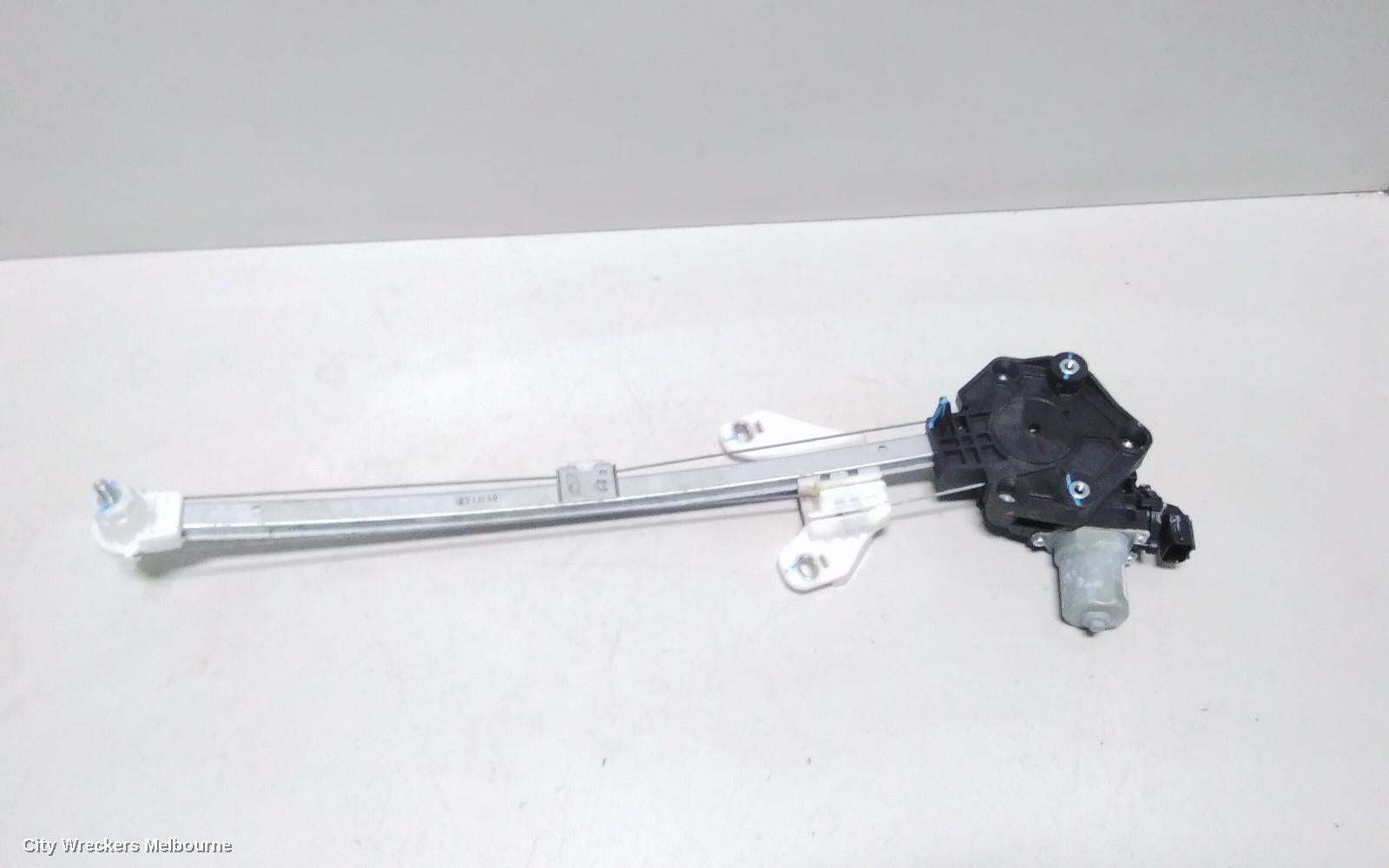 HONDA CIVIC RIGHT REAR WND REG/MOTOR, 10TH GEN, SEDAN, 05/2016 - 08/2021 - Image 2