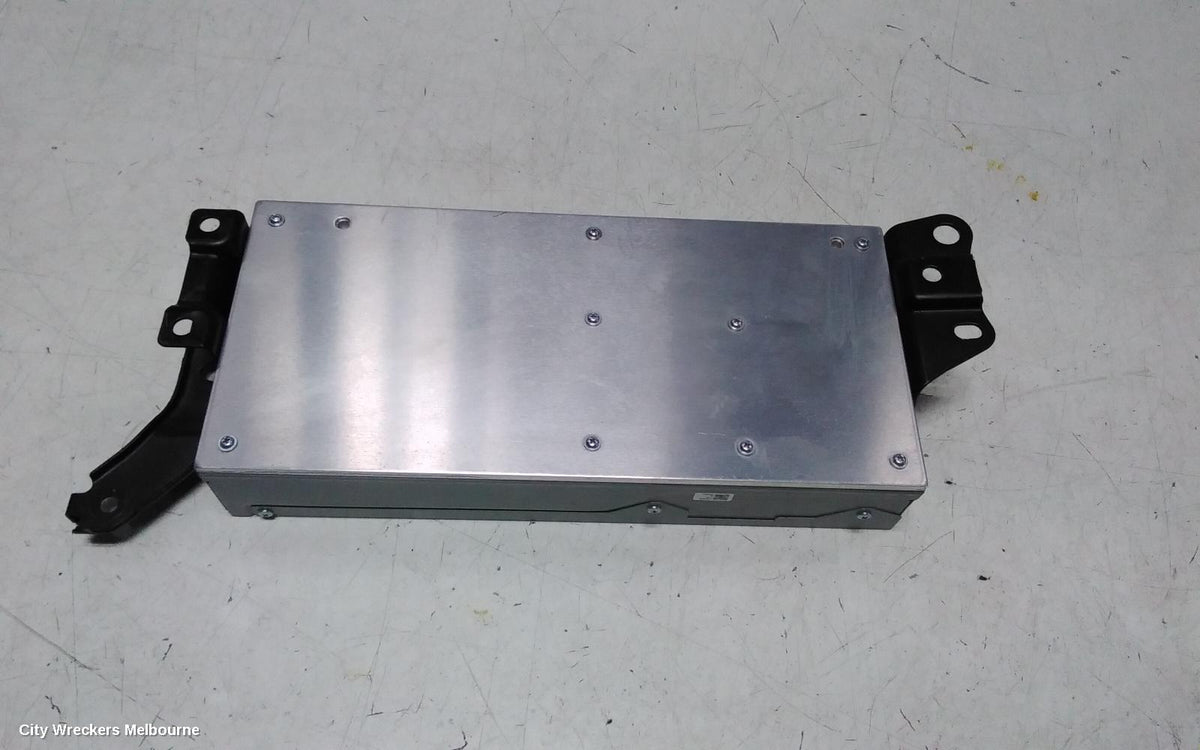 TOYOTA PRADO RADIO/CD/DVD/SAT/TV, AMPLIFIER, 9 & 12 SPEAKERS, 150 SERIES, 08/2009 - 11/2023 - Image 3