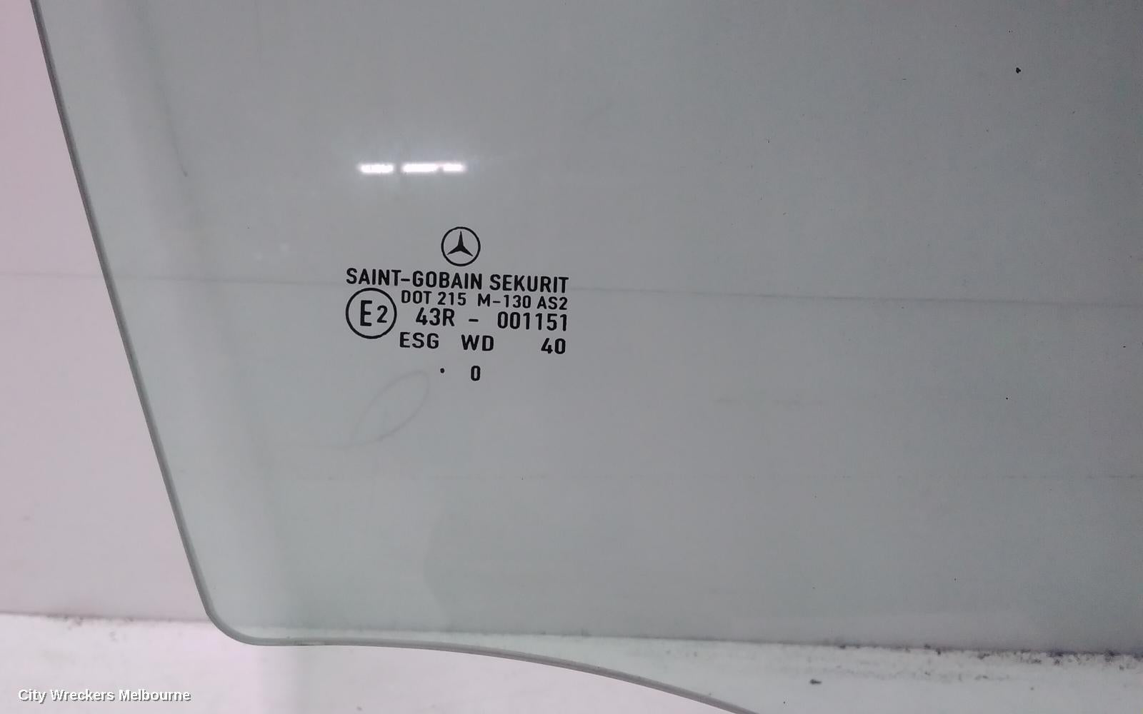 MERCEDES CLC CLASS RIGHT FRONT DOOR WINDOW, CL203 08/2008 - 03/2011 - Image 2