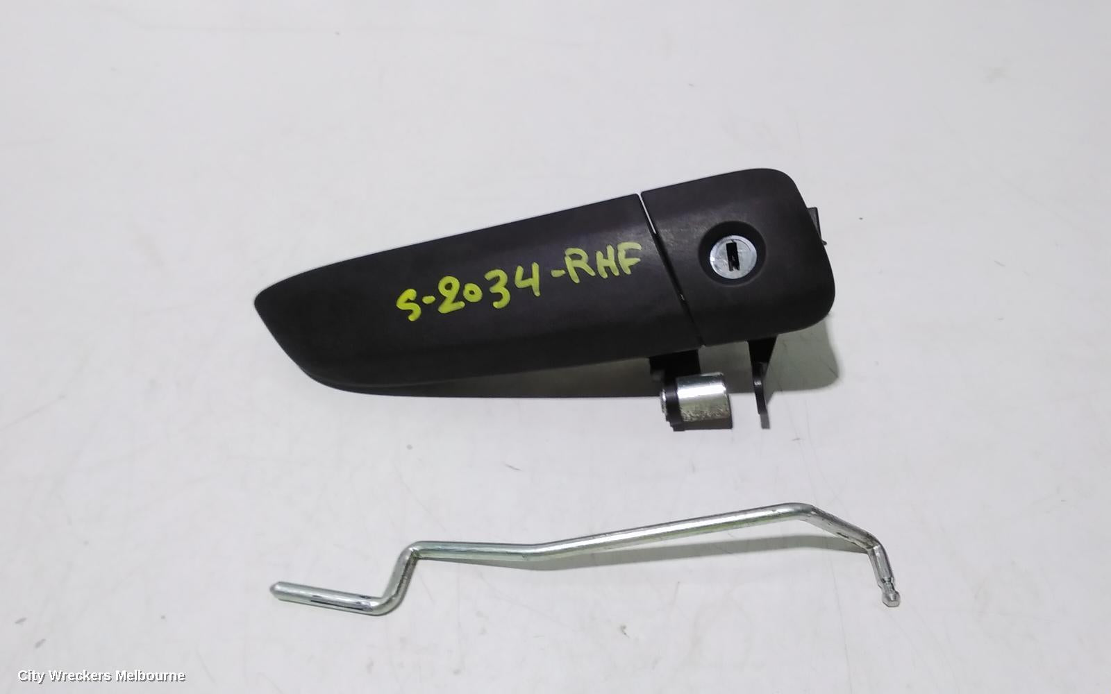 TOYOTA HIACE DOOR HANDLE, OUTER, RH FRONT, TRH/KDH, 03/2005 - 04/2019 - Image 2