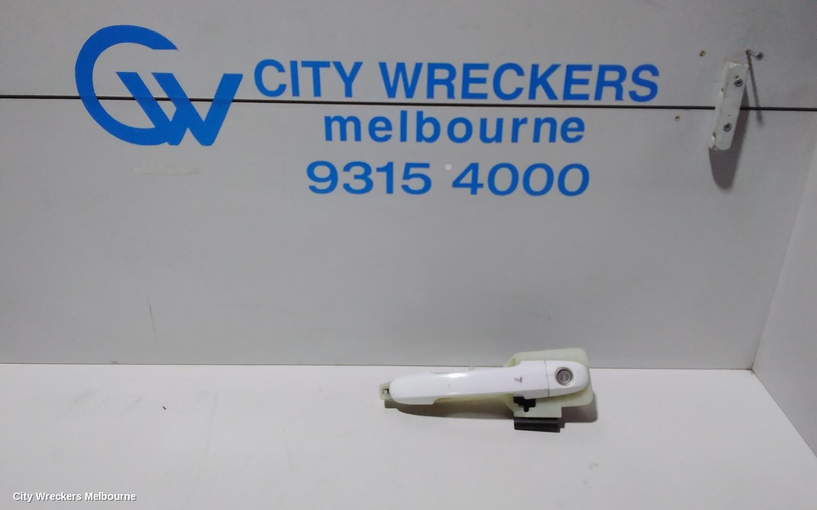 HYUNDAI I30 DOOR HANDLE, OUTER, RH FRONT, COLOUR CODED, FD, 09/2007 ONWARDS2012 - Image 2