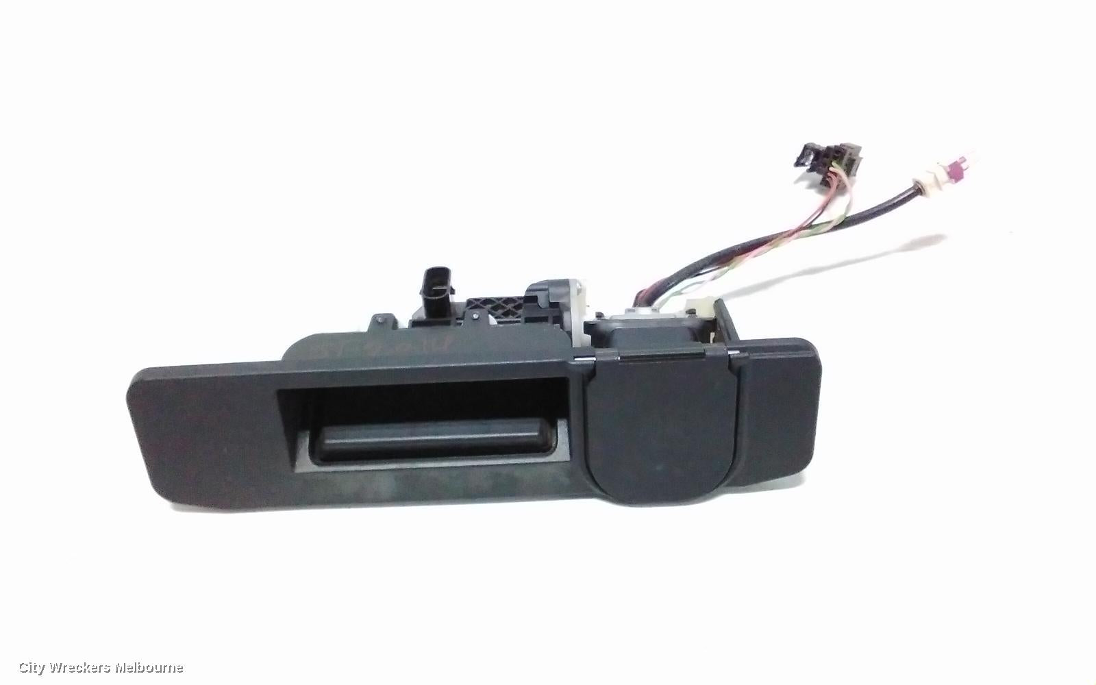 MERCEDES VITO TAILGATE HANDLE, 447, 03/2015 ONWARDS - Image 2
