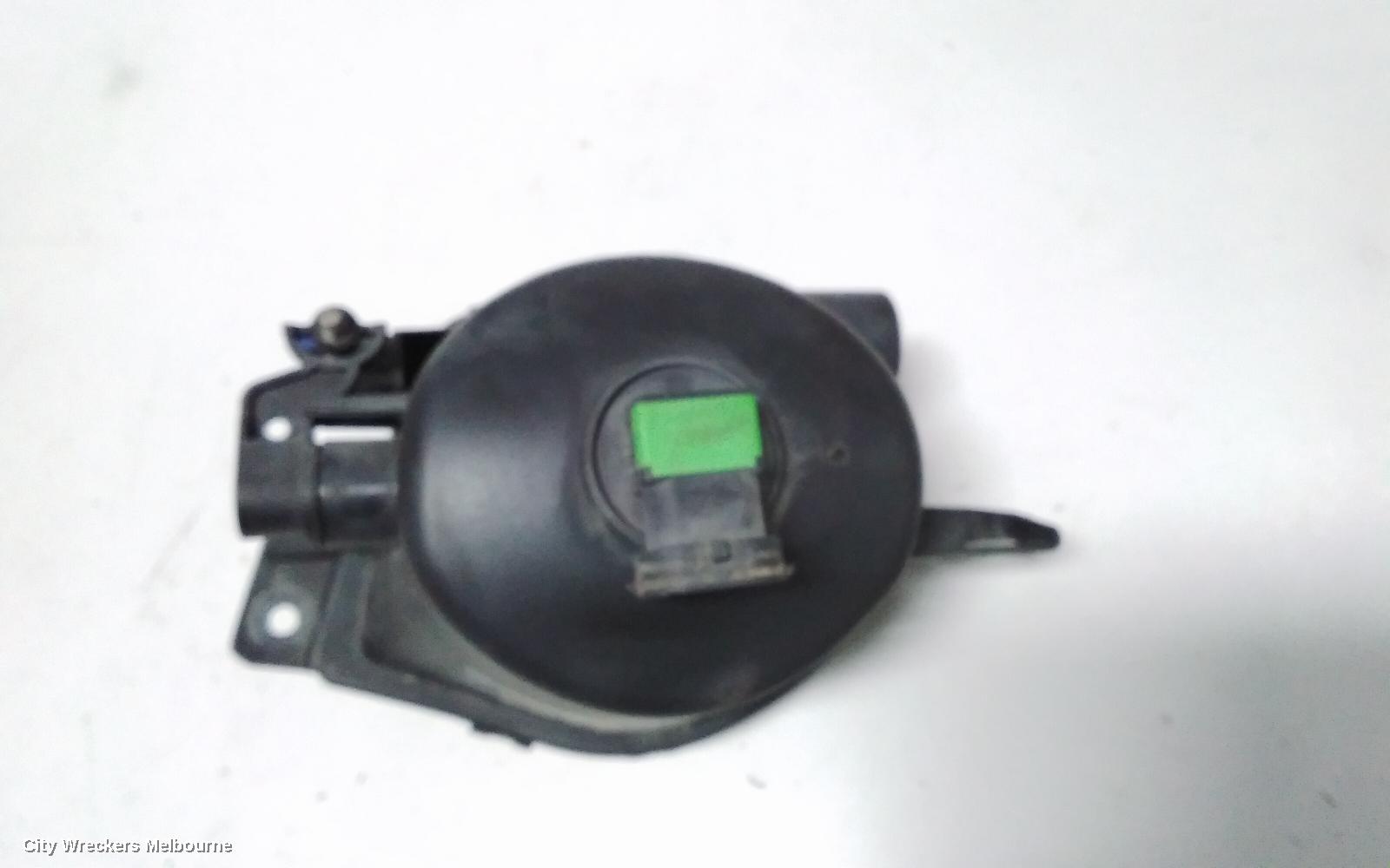 BMW 3 SERIES RIGHT INDICATOR/FOG/SIDE, BUMPER FOGLAMP, E90/E91, SEDAN/WAGON, NON M SPORT TYPE, 03/2005 - 08/2008 - Image 3