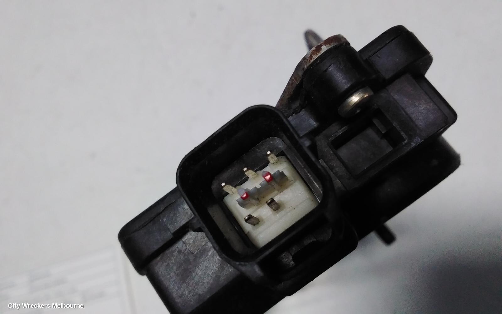 HYUNDAI SANTA FE DOOR/BOOT/GATE LOCK, LEFT REAR DOOR LOCK, SM, 11/2000 - 11/2005 - Image 3
