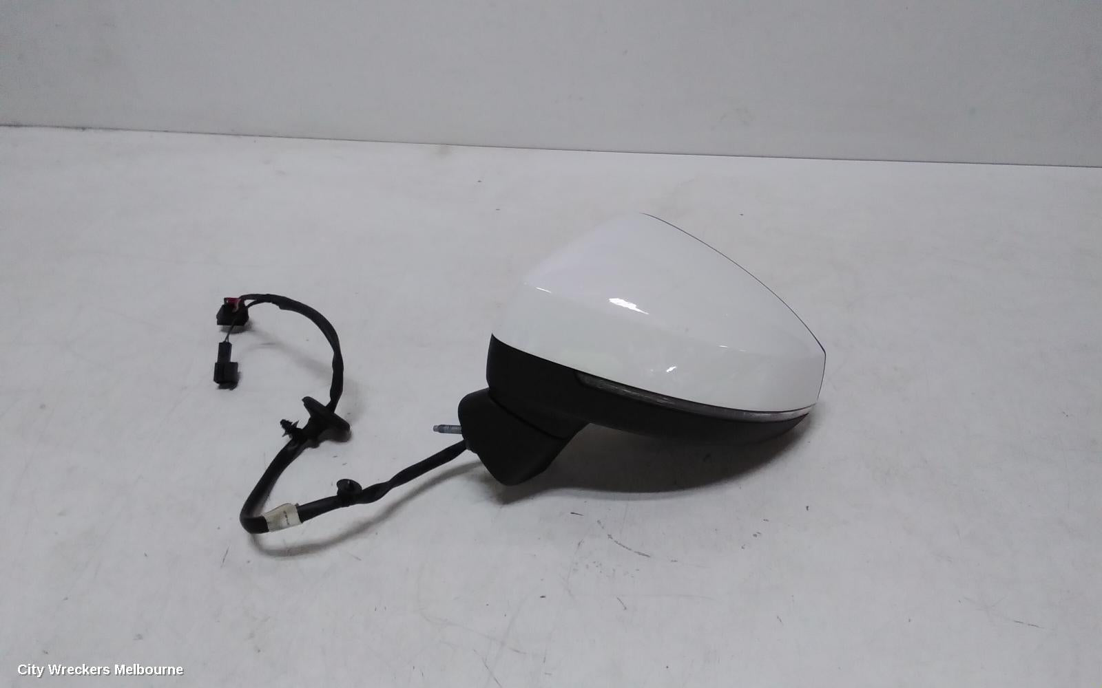 AUDI A3 LEFT DOOR MIRROR, 8V, A3, SEDAN, MANUAL FOLD, NON LANE CHANGE ASSIST TYPE (6XC/7Y0), 11/2013 - 10/2020 - Image 1