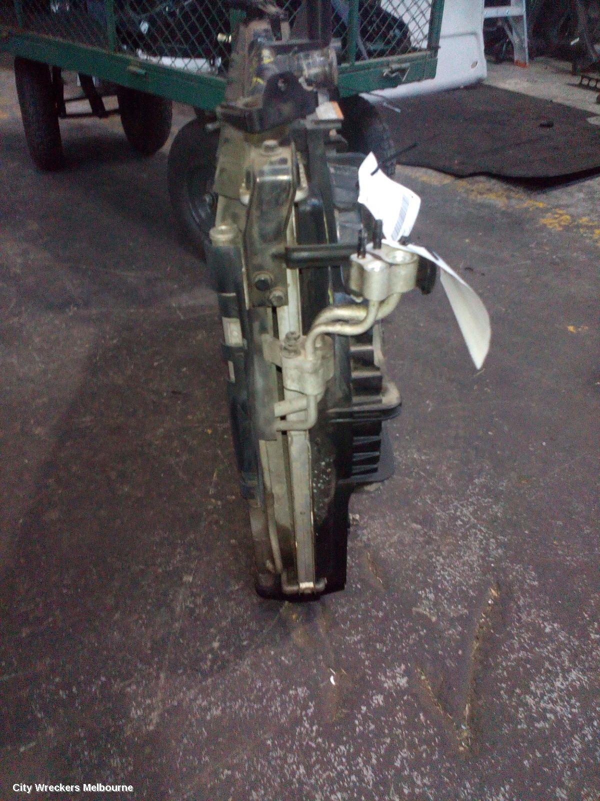 HYUNDAI ILOAD/IMAX RADIATOR, MANUAL, 2.4, PETROL, TQ, 11/2007 - 05/2018 - Image 2