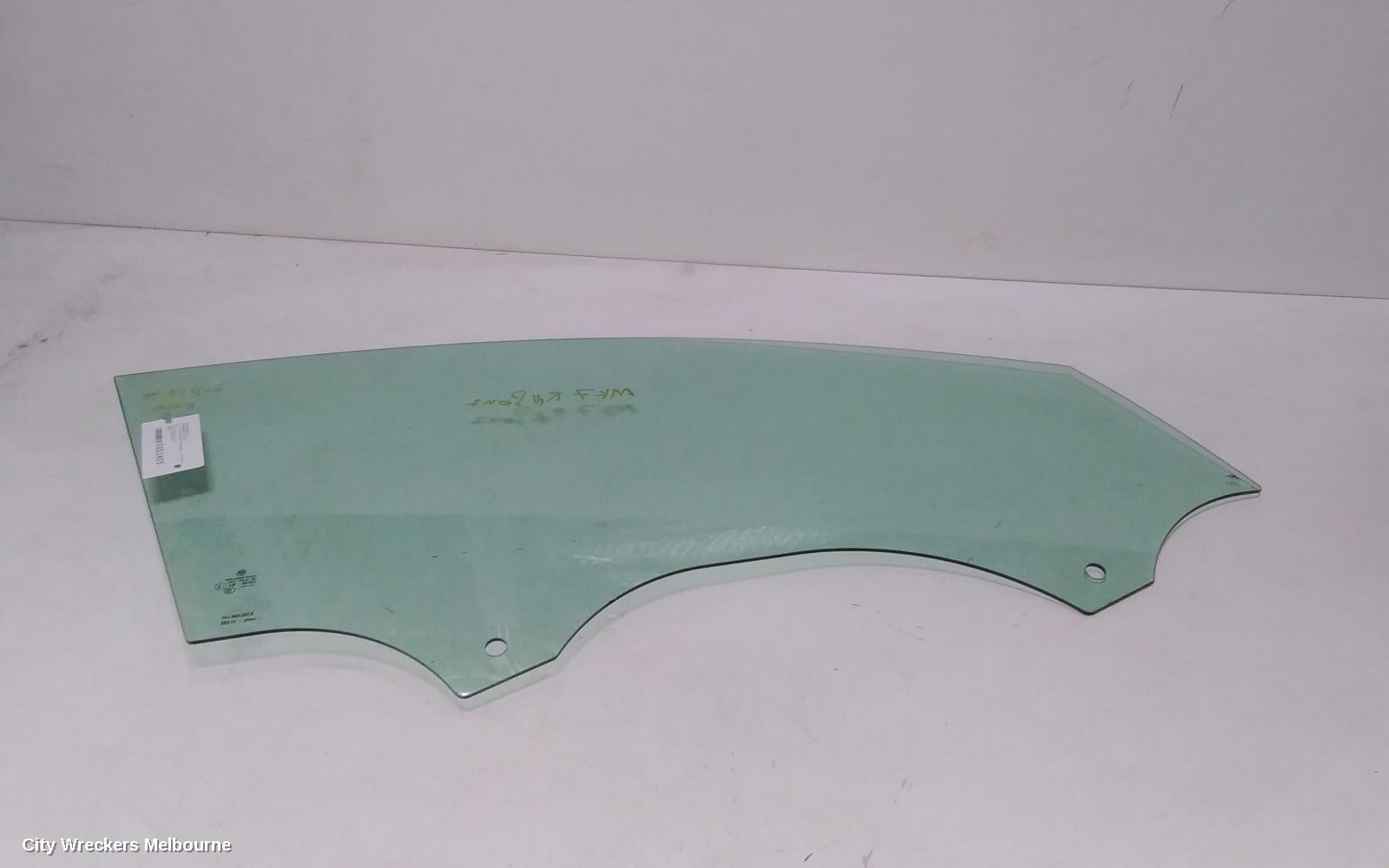 VOLKSWAGEN GOLF RIGHT FRONT DOOR WINDOW, GEN 7, 5DR HATCH/WAGON, 01/2013 - 08/2020 - Image 2