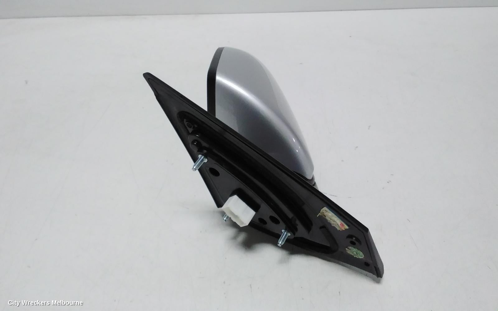 HYUNDAI ELANTRA LEFT DOOR MIRROR, AD, MANUAL FOLD, NON INDICATOR TYPE, 12/2015 - 09/2018 - Image 3