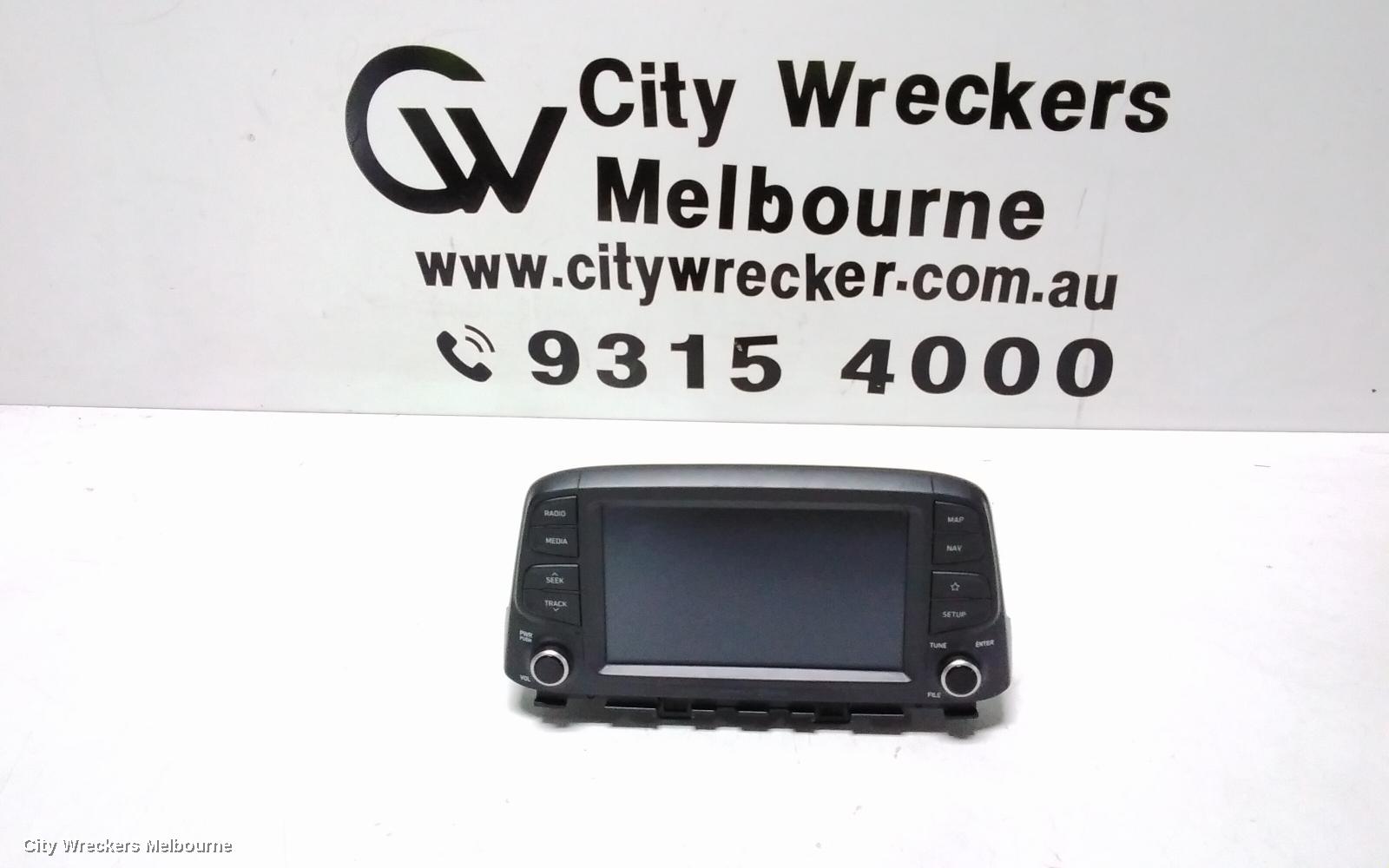 HYUNDAI KONA RADIO/CD/DVD/SAT/TV, DISPLAY UNIT, 8 IN, OS, 09/2017 ONWARDS - Image 1
