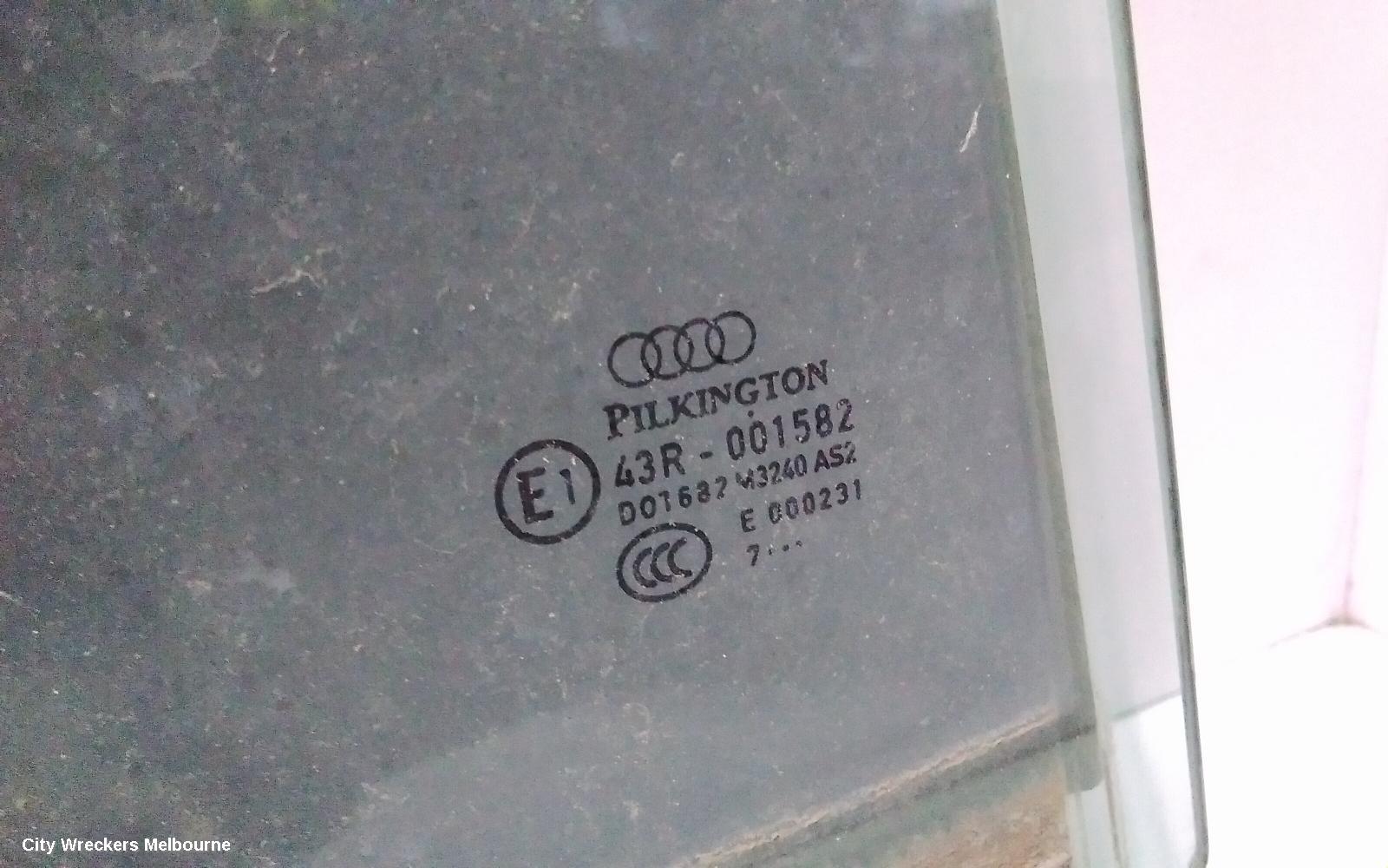 AUDI Q7 RIGHT REAR DOOR WINDOW, 4L, 09/2006 - 08/2015 - Image 2