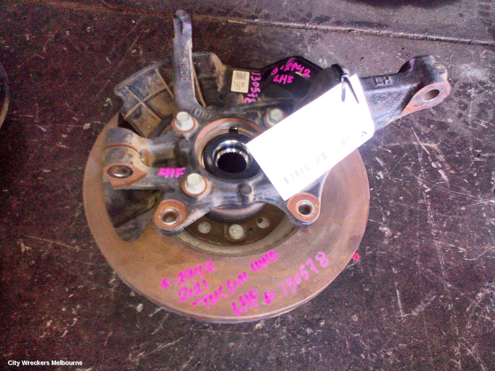 HYUNDAI TUCSON LEFT FRONT HUB ASSEMBLY, NX4, AWD, 02/2021 ONWARDS - Image 1