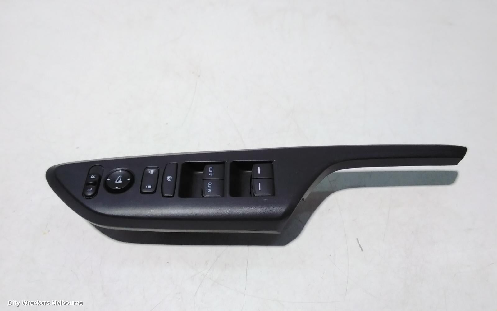 HONDA CIVIC PWR DR WIND SWITCH, RH FRONT (MASTER SWITCH), SEDAN, 10TH GEN, MANUAL FOLD TYPE, 05/2016 - 08/2021 - Image 1
