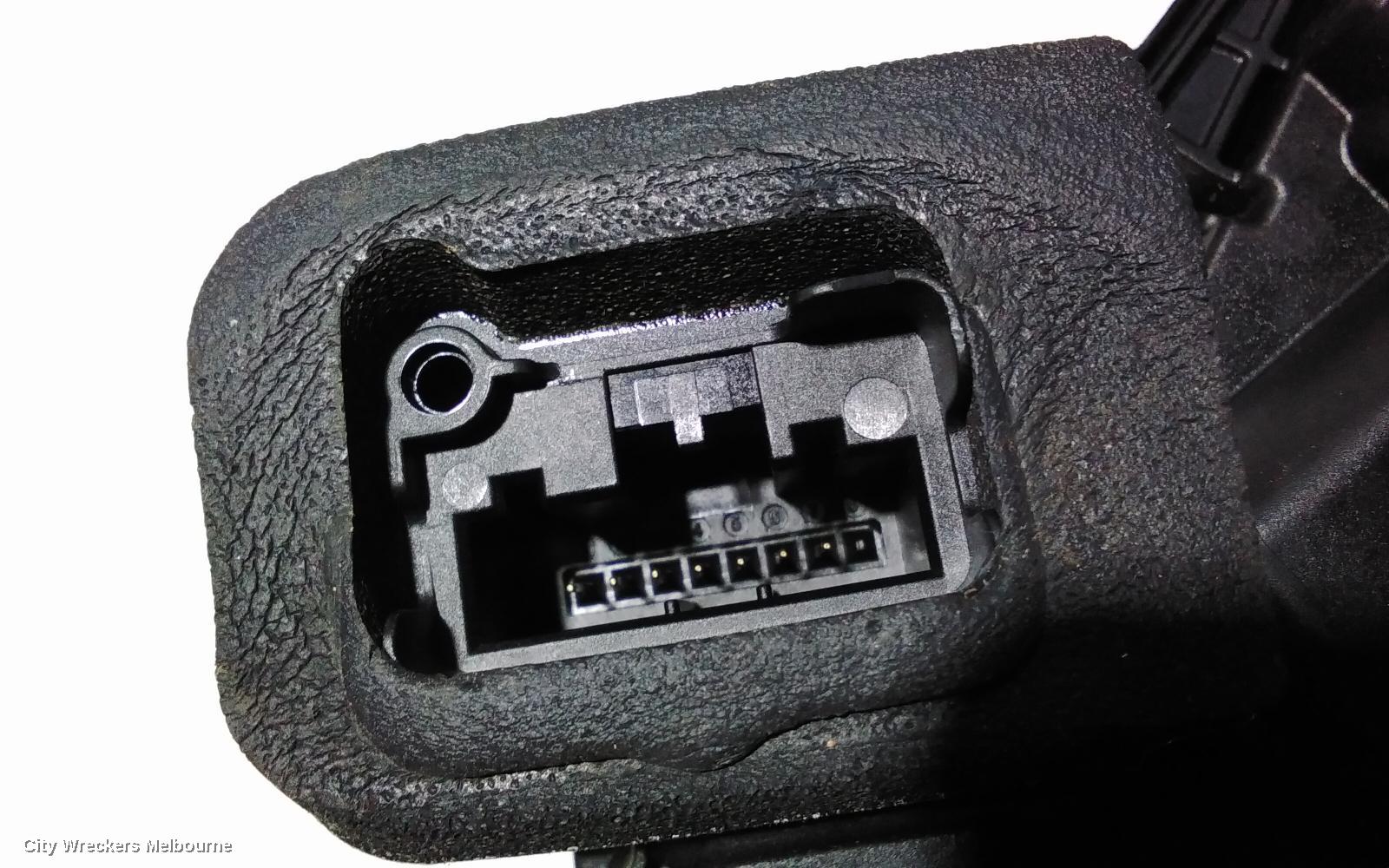 SKODA OCTAVIA DOOR/BOOT/GATE LOCK, LEFT FRONT DOOR LOCK, NE, WAGON, 11/2013 - 09/2020 - Image 2