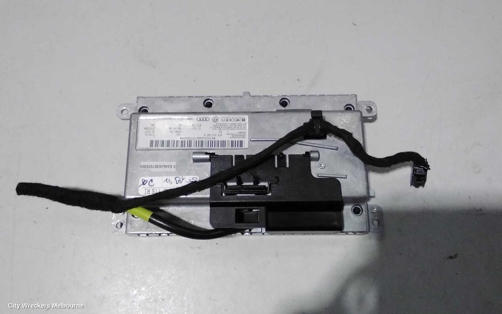 AUDI Q7 RADIO/CD/DVD/SAT/TV, DVD NAVIGATION UNIT, 4L, 09/2006 - 04/2011 - Image 3
