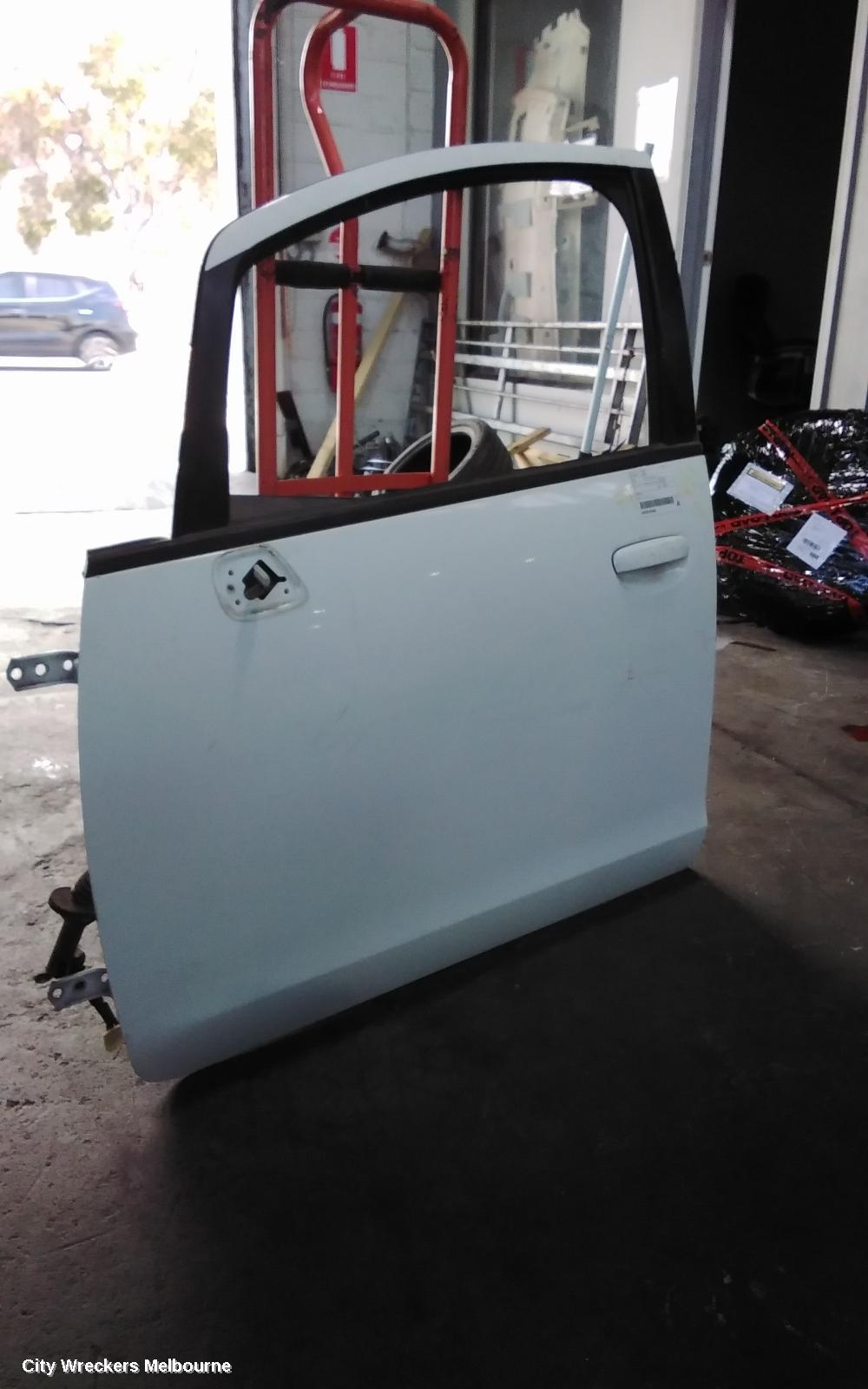 MITSUBISHI COLT LEFT FRONT DOOR, RG, HATCH, NON BARREL KEY TYPE, 01/2002 - 11/2011 - Image 1