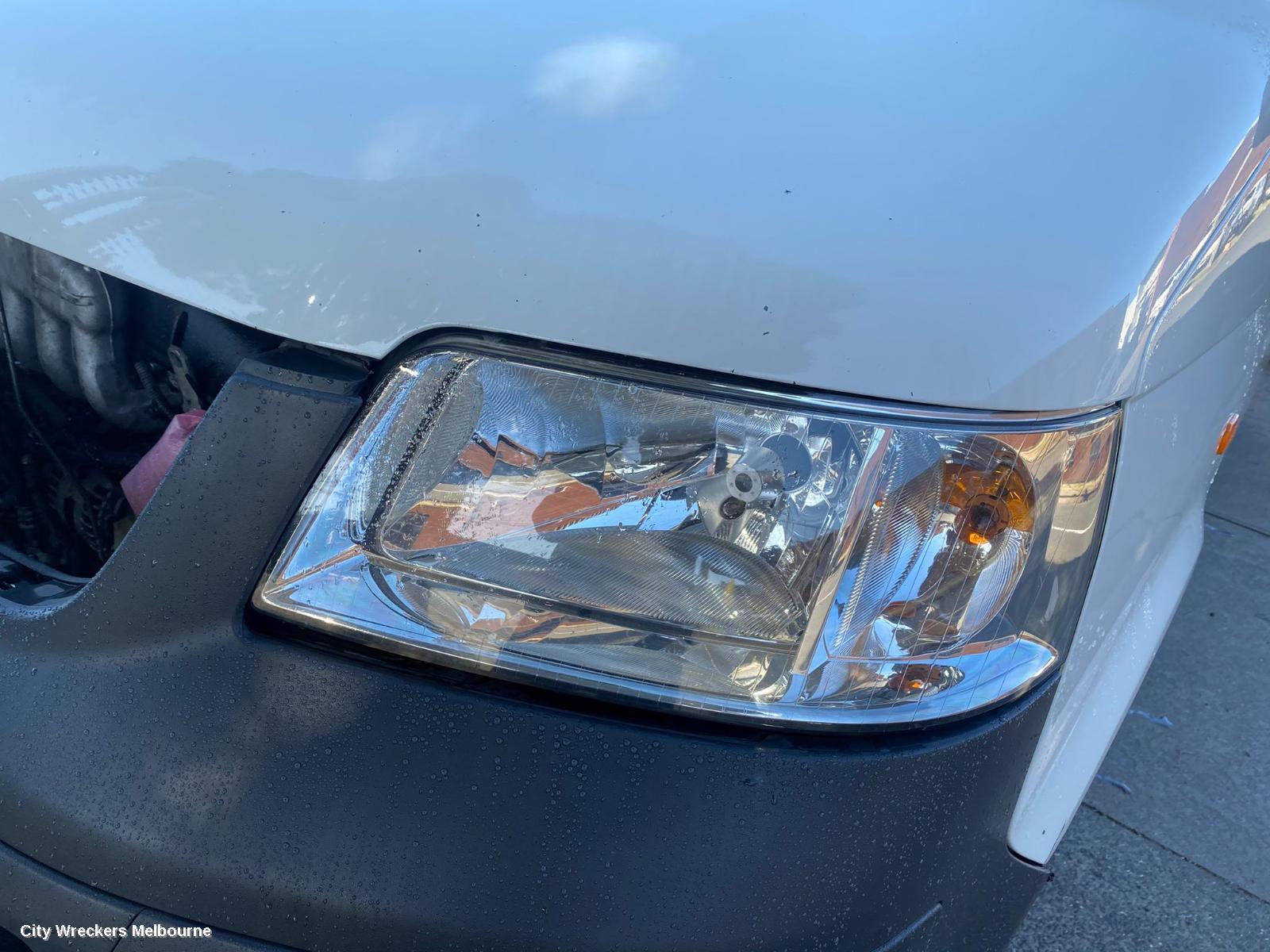 VOLKSWAGEN TRANSPORTER LEFT HEADLAMP, T5, TRANSPORTER/KOMBI, 08/2004 - 10/2010 - Image 1