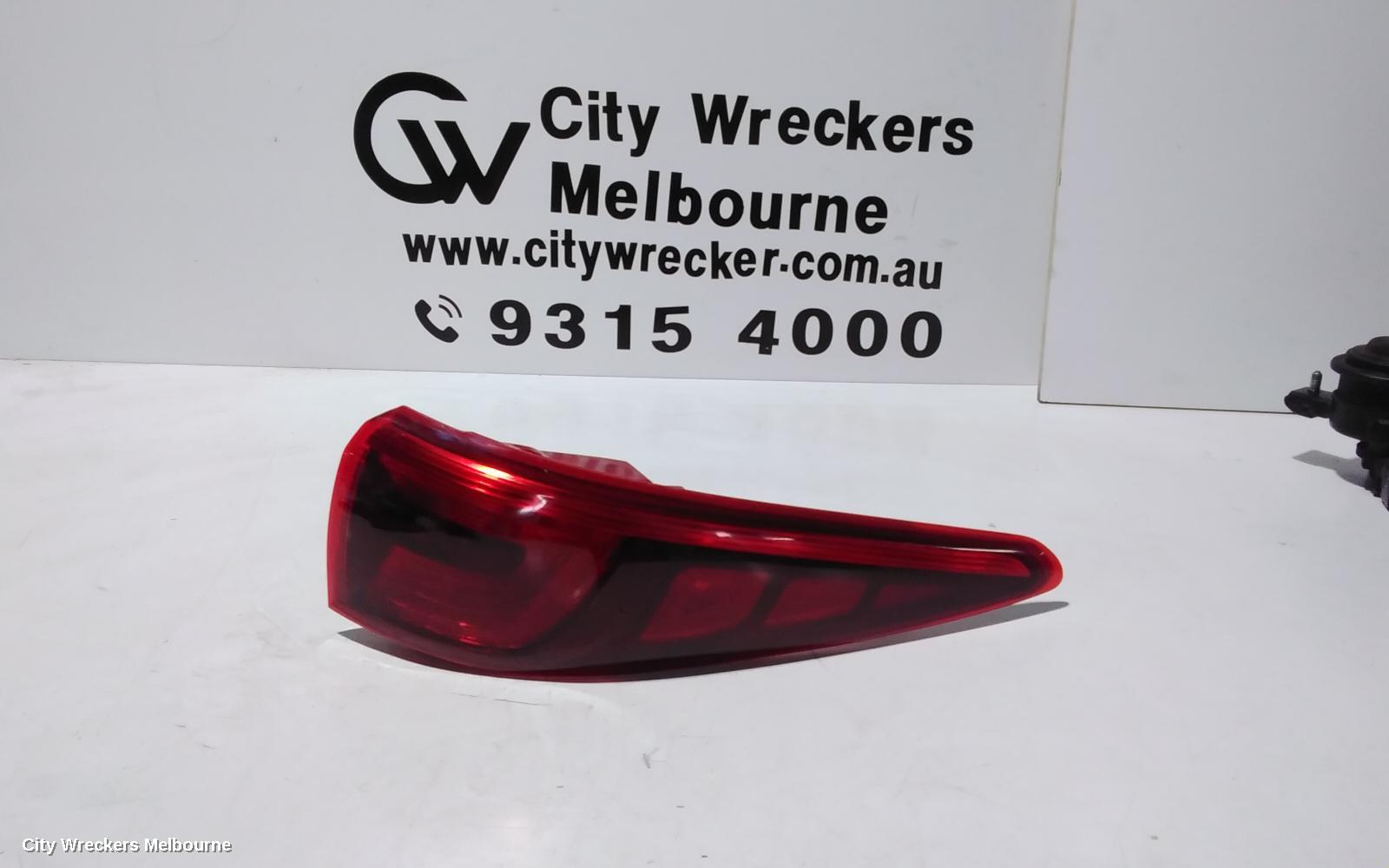KIA SPORTAGE RIGHT TAILLIGHT, QL, IN BODY, NON LED TYPE, 10/2015 - 04/2018 - Image 1
