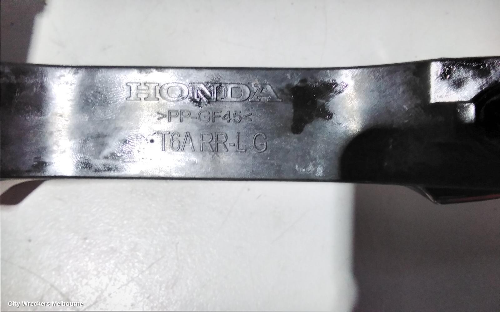 HONDA ODYSSEY DOOR HANDLE, OUTER, LH REAR, RC1, 02/2014 ONWARDS - Image 2