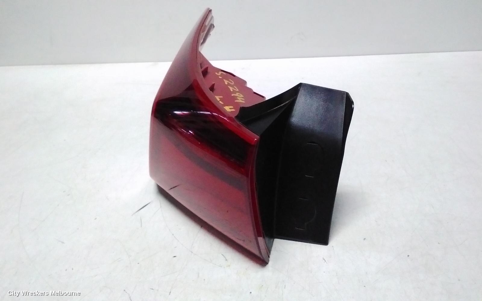 HYUNDAI SANTA FE LEFT TAILLIGHT, TM, IN BODY, ACTIVE/ELITE, NON LED TYPE, 03/2018 - 09/2020 - Image 3