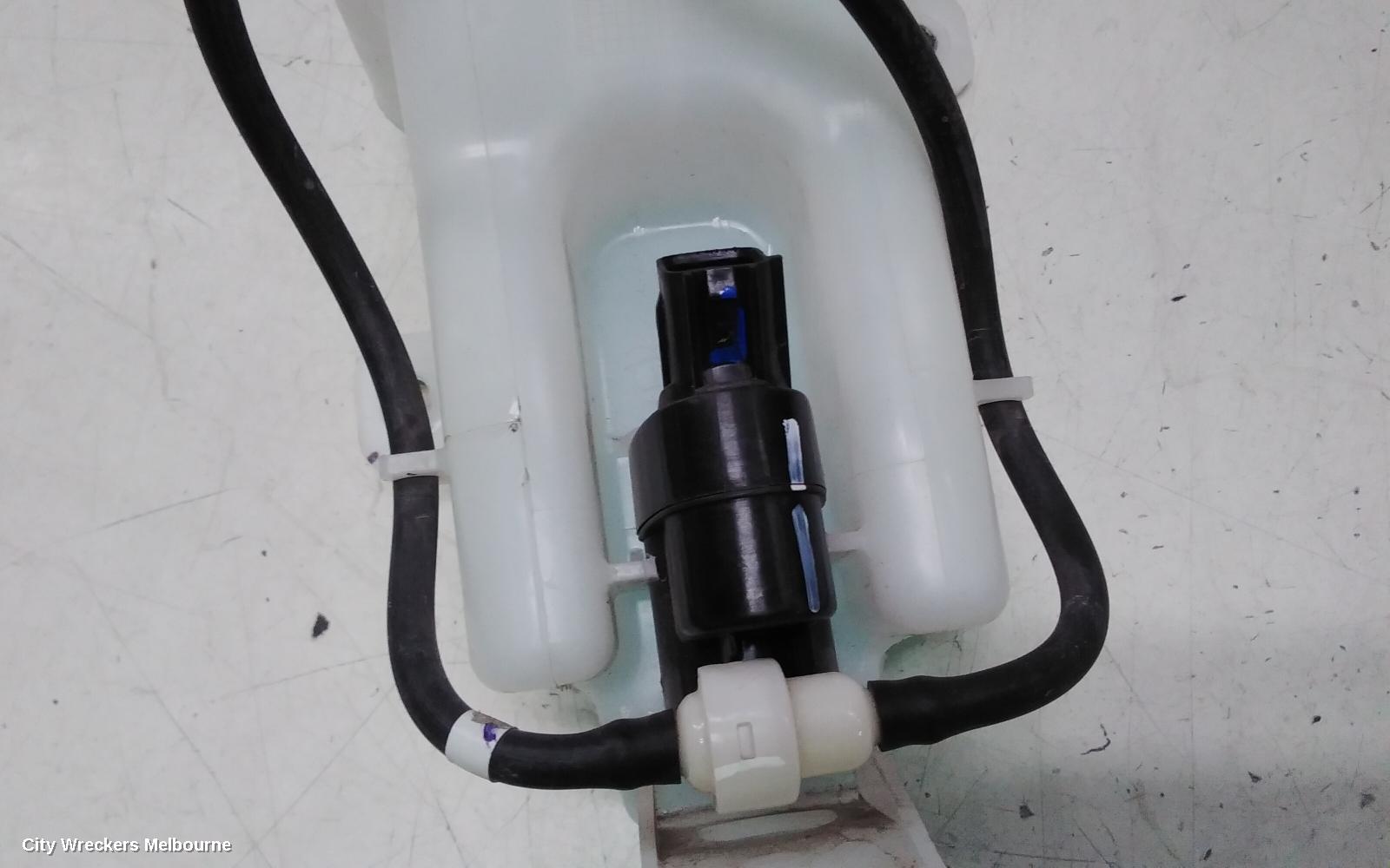 MAHINDRA XUV700 WASHER BOTTLE, W601, 01/2023 ONWARDS - Image 3
