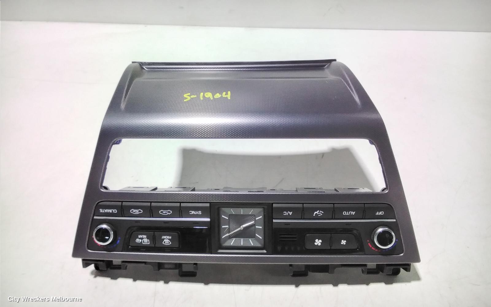 HYUNDAI GENESIS HEATER/AC CONTROLS, DH, 11/2014 - 01/2018 - Image 1